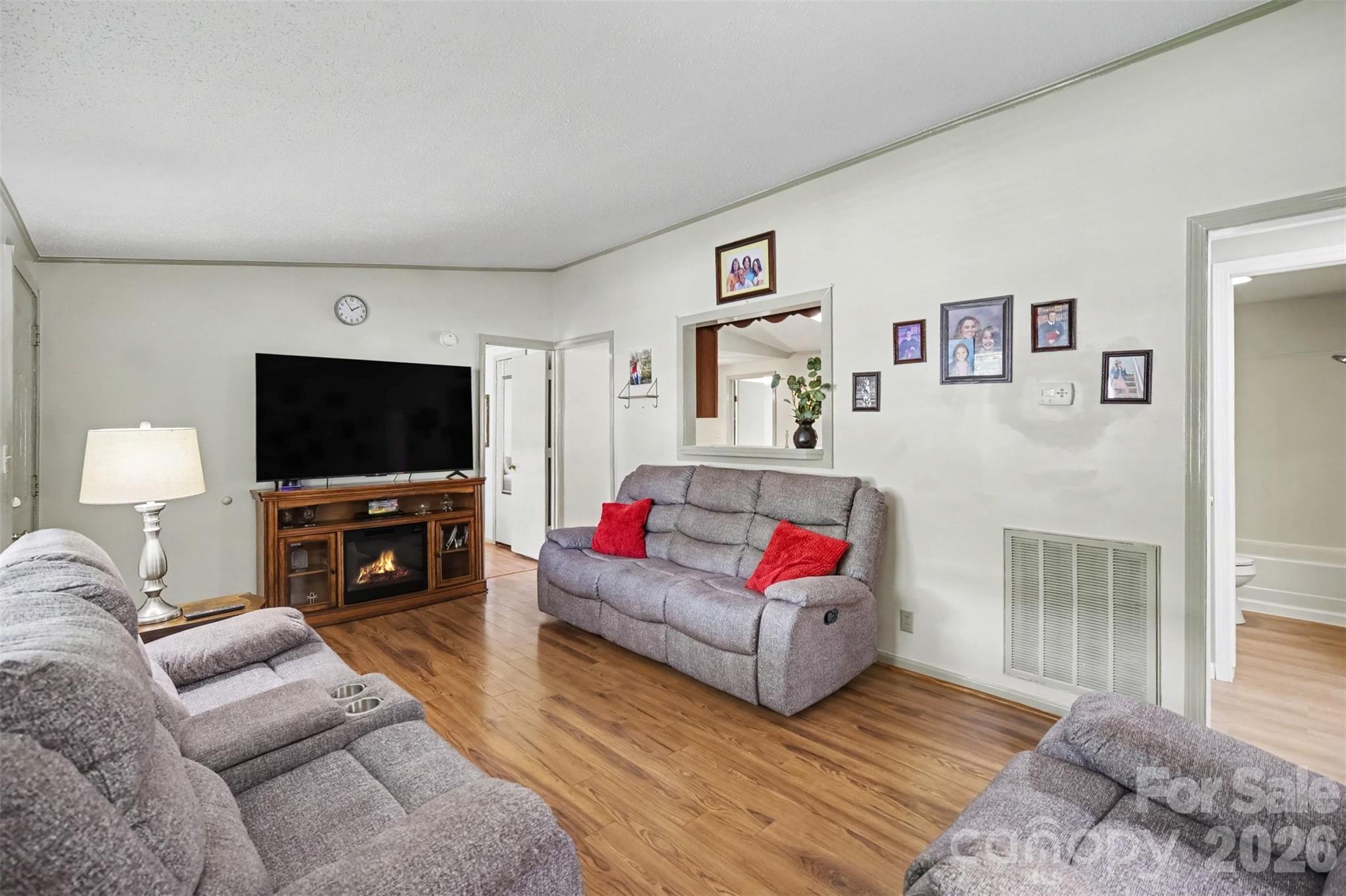 104 E Main Street — Belmont