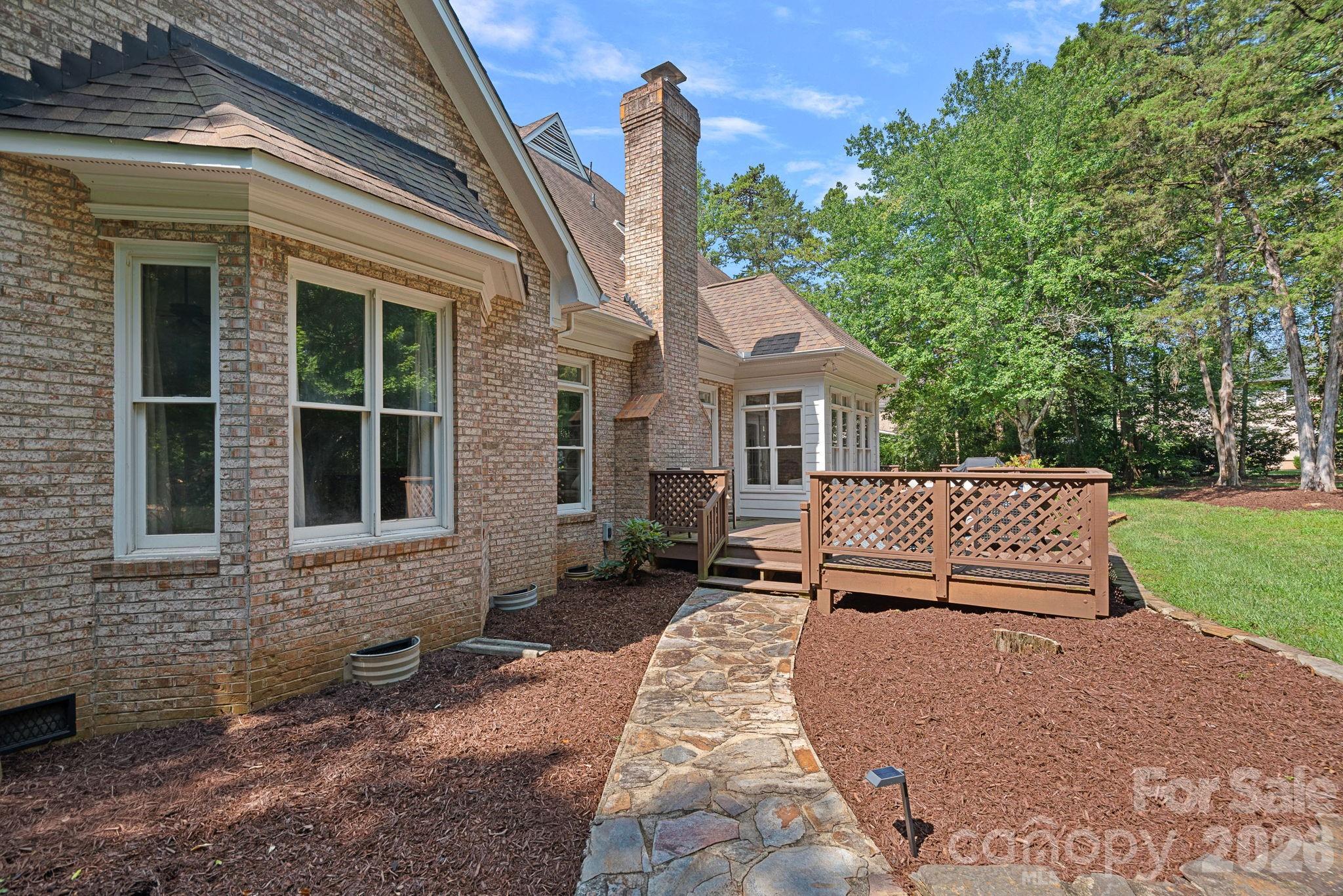 5006 Cranston Court — Charlotte