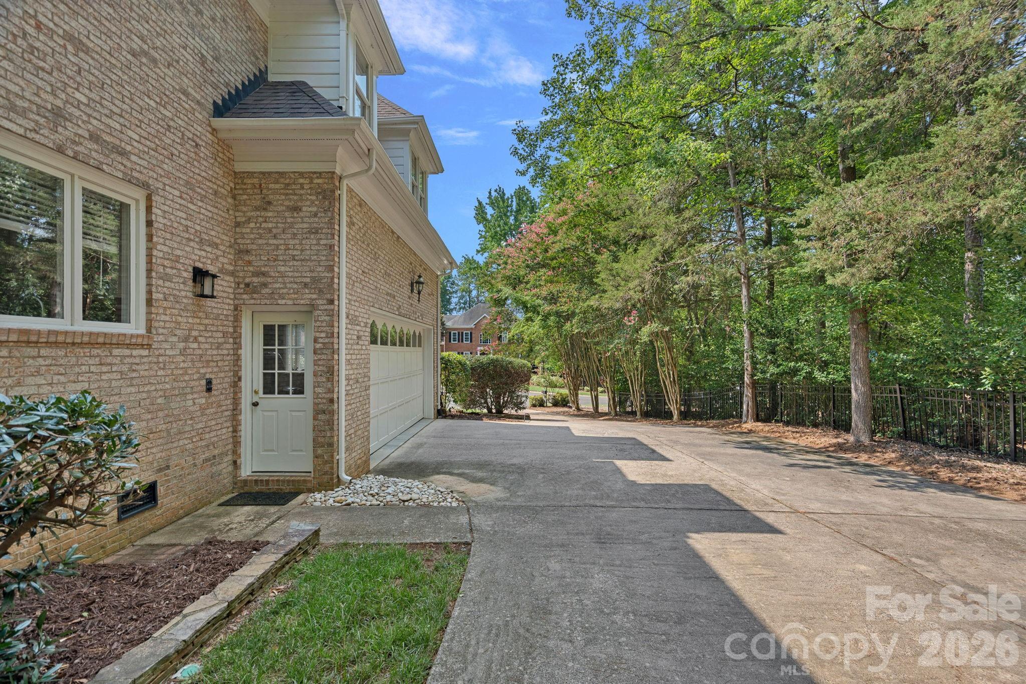 5006 Cranston Court — Charlotte