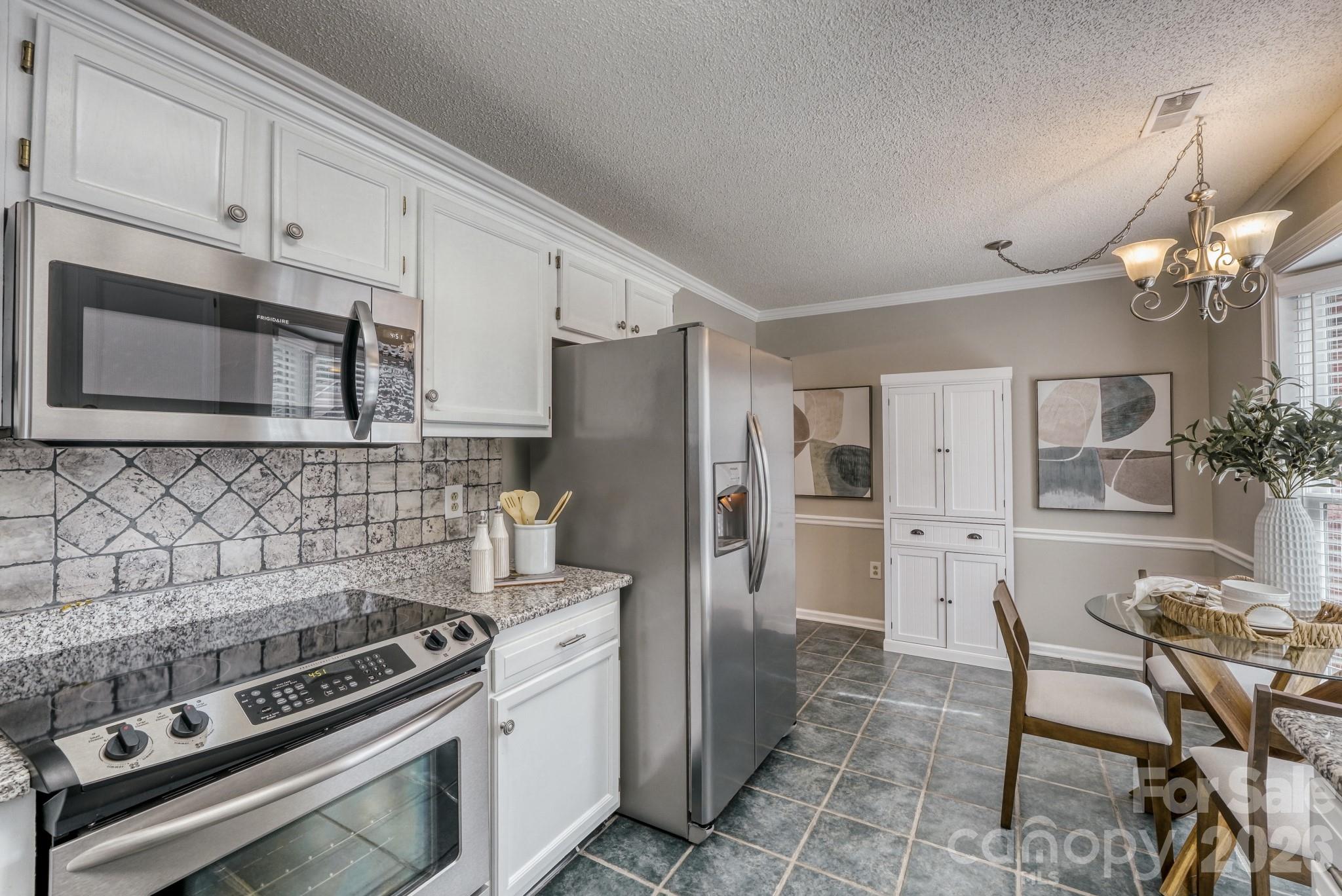 7333 Carrbridge Lane — Charlotte