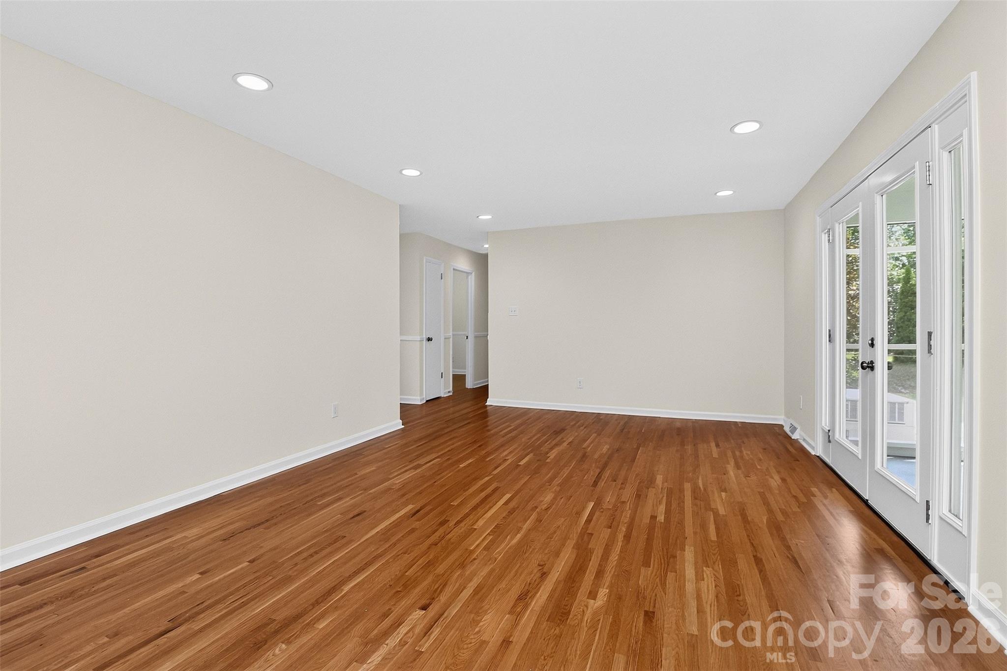 4726 Walden Court — Charlotte