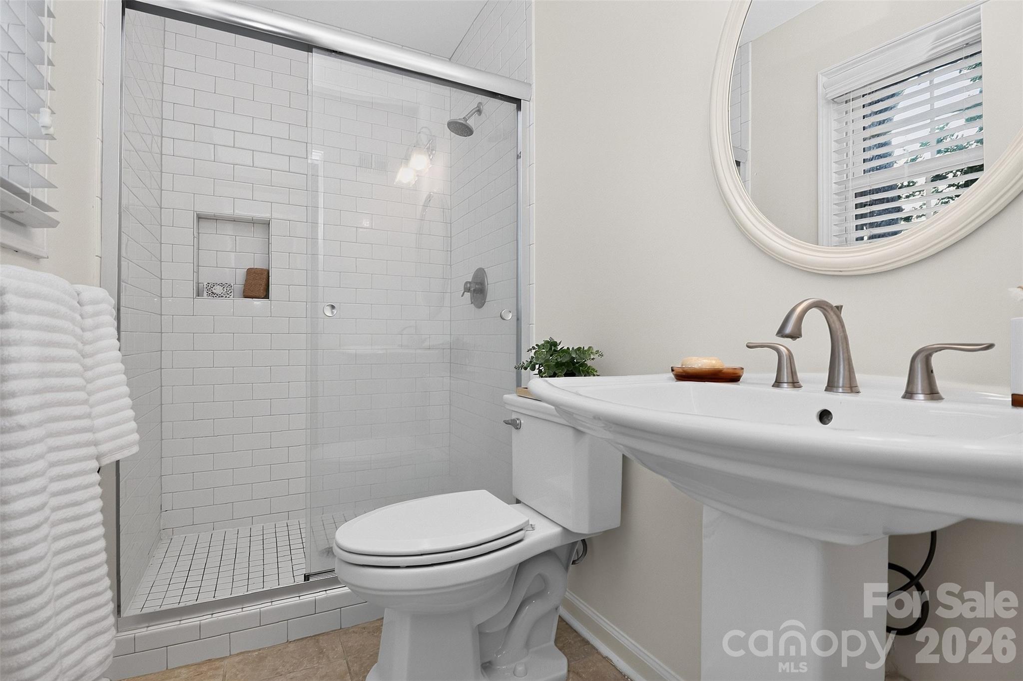 4726 Walden Court — Charlotte