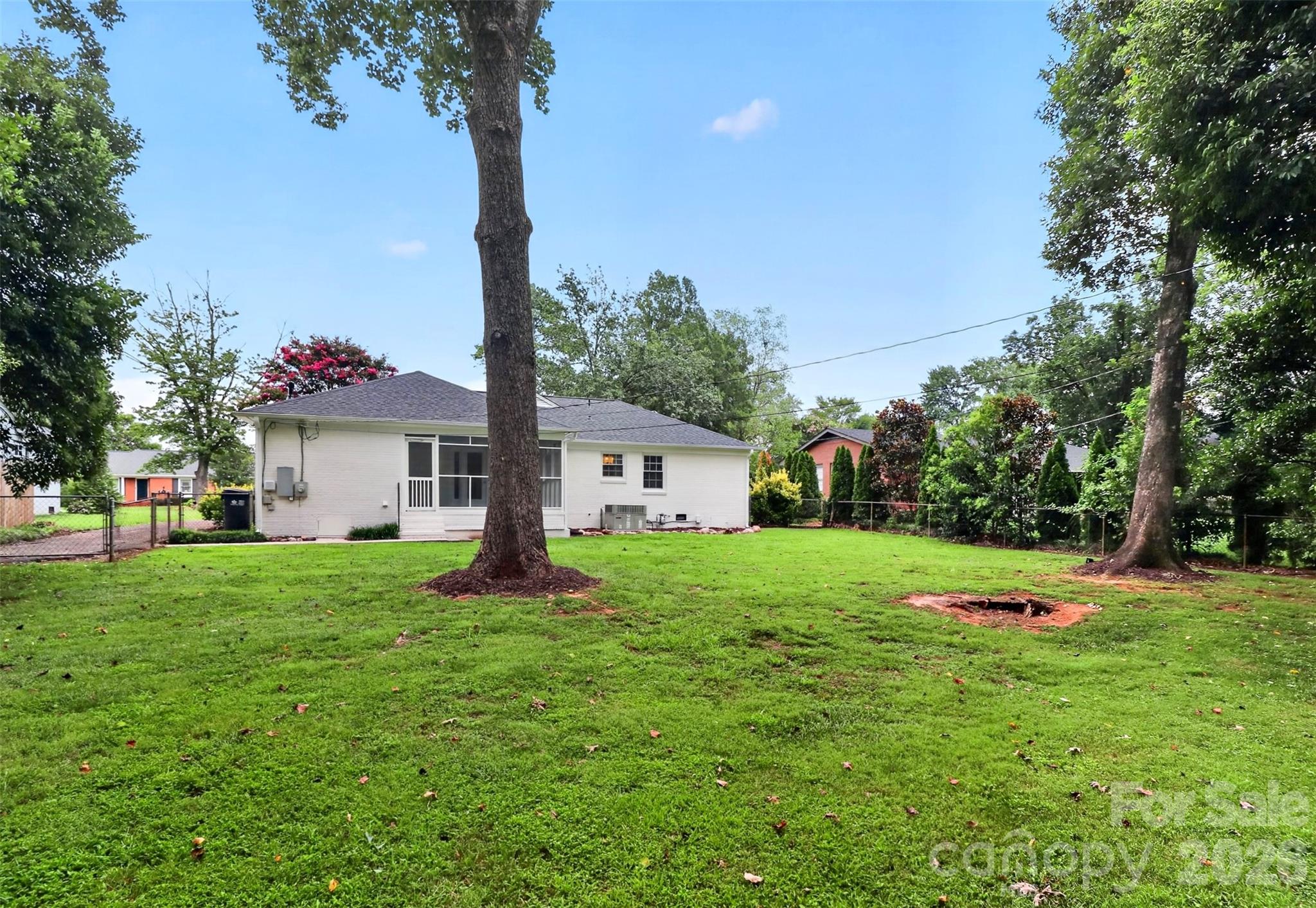 4726 Walden Court — Charlotte