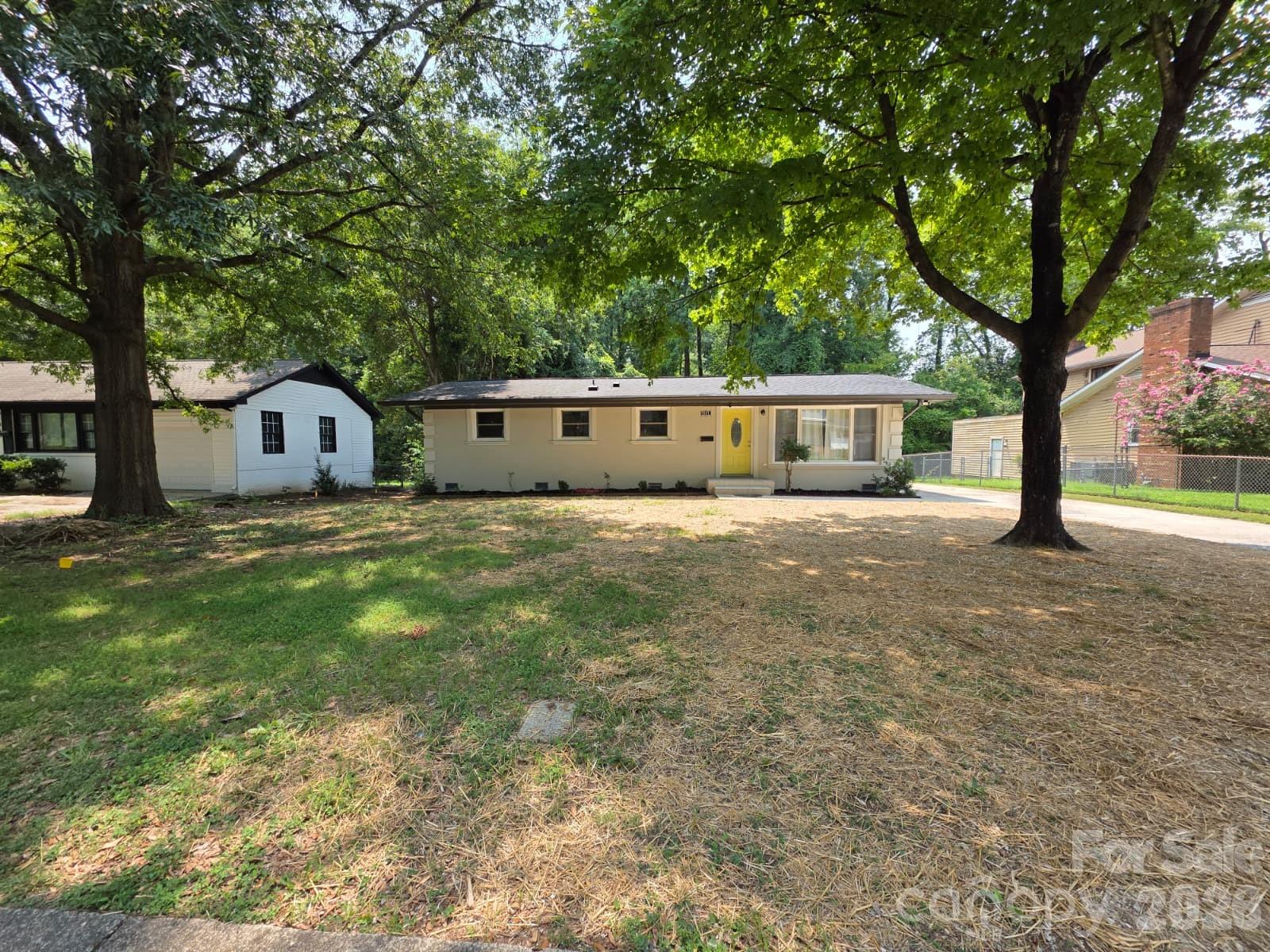 1501 VANCOUVER Drive — Charlotte