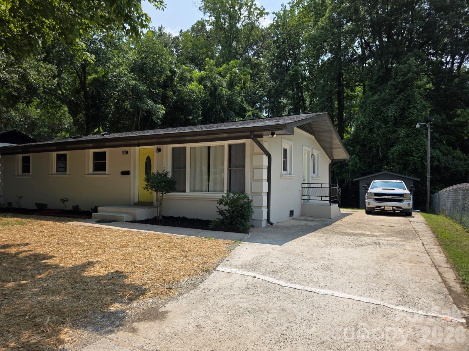 1501 VANCOUVER Drive — Charlotte