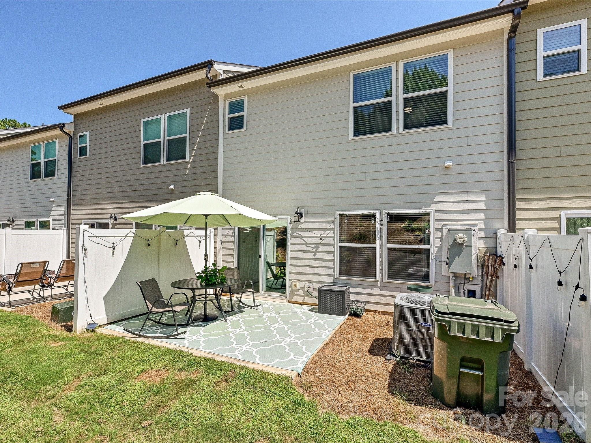 2018 Crooked Oak Lane — York