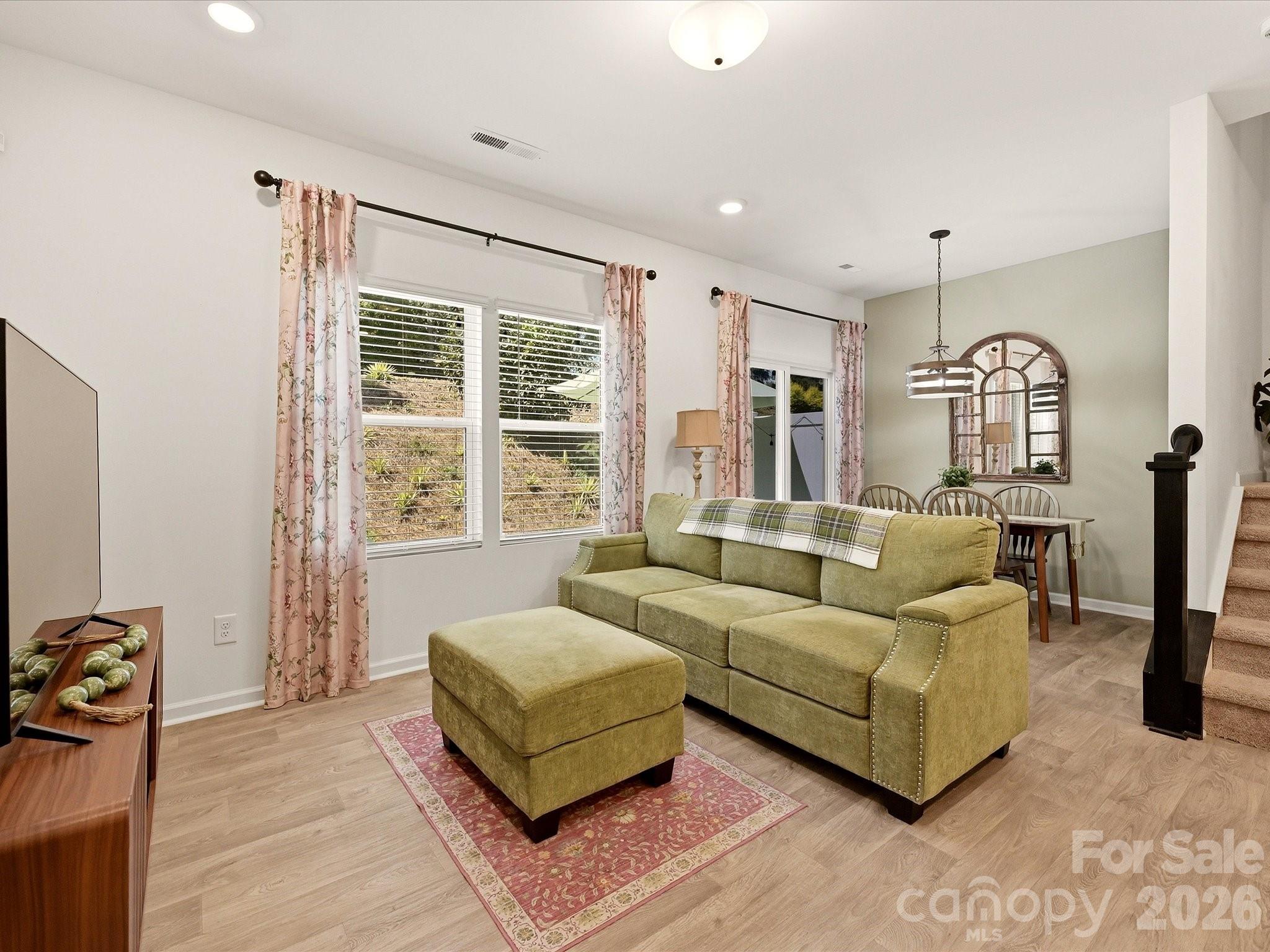 2018 Crooked Oak Lane — York