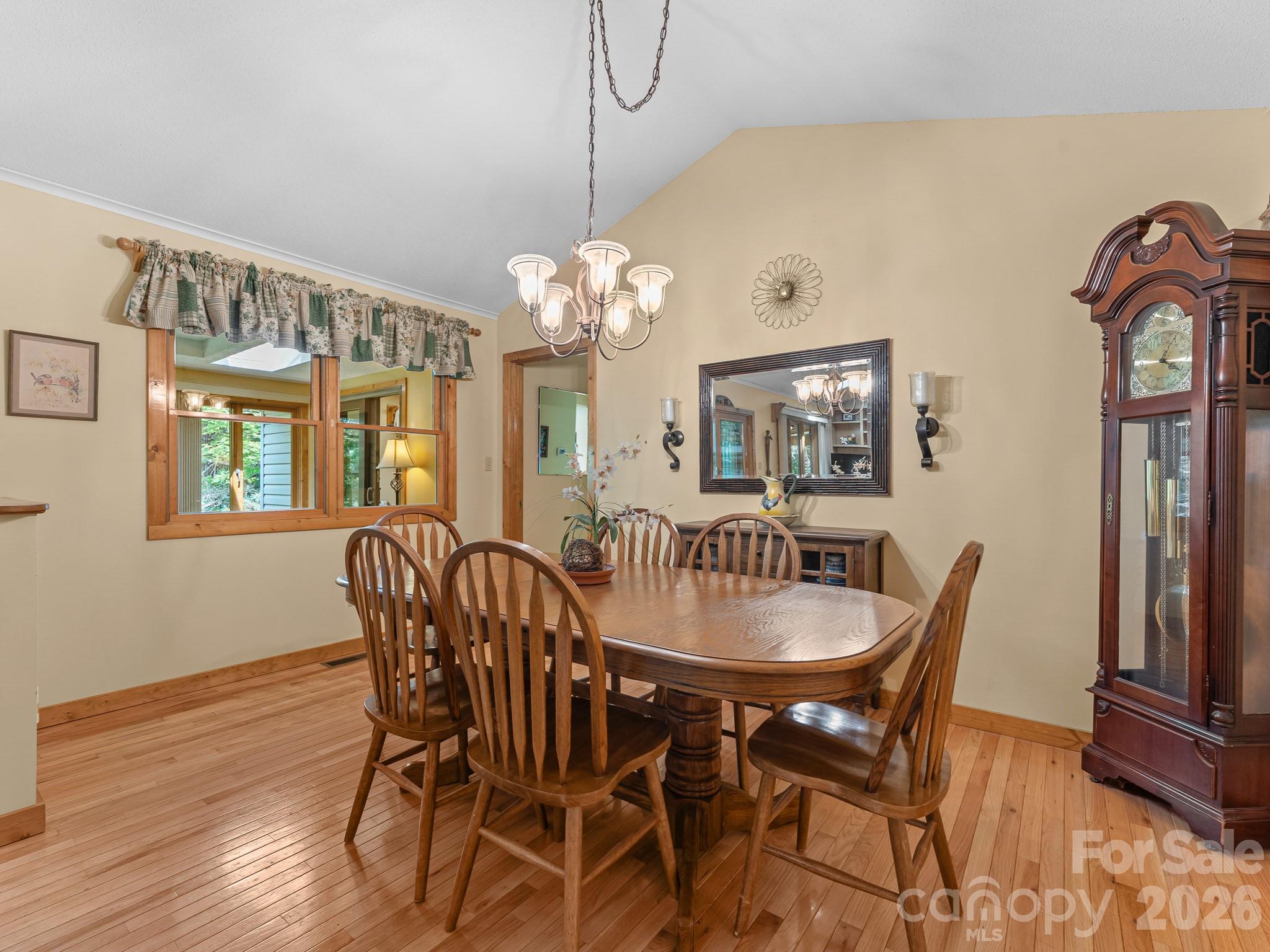 620 Thunder Road — Brevard