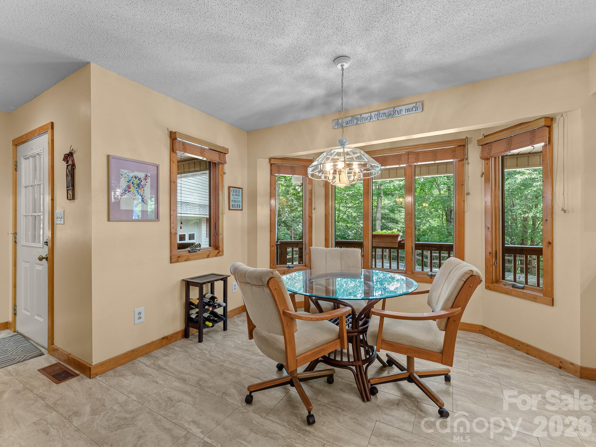 620 Thunder Road — Brevard