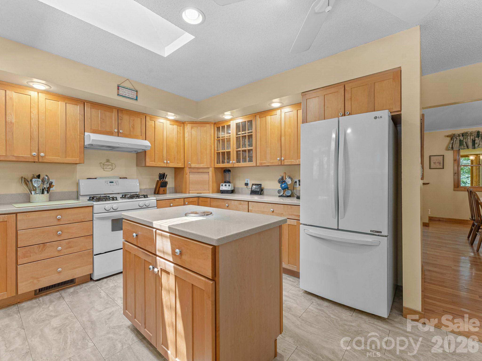 620 Thunder Road — Brevard