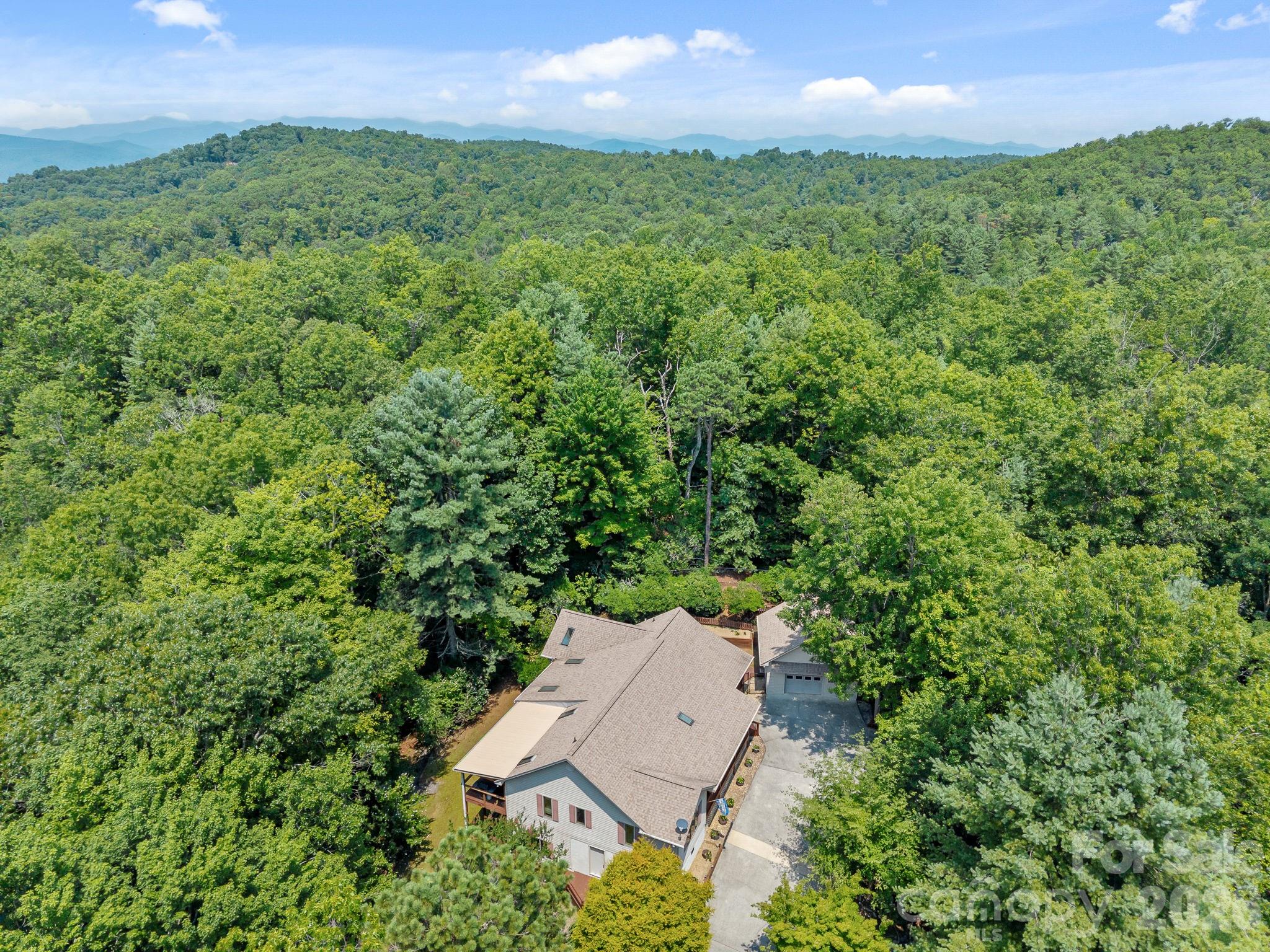 620 Thunder Road — Brevard