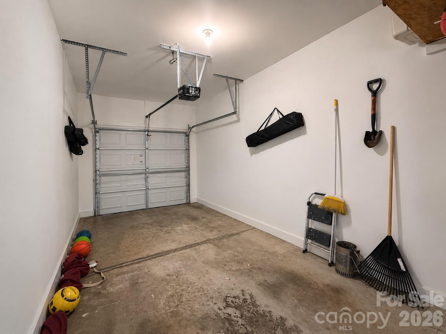 13927 Singleleaf Lane — Charlotte