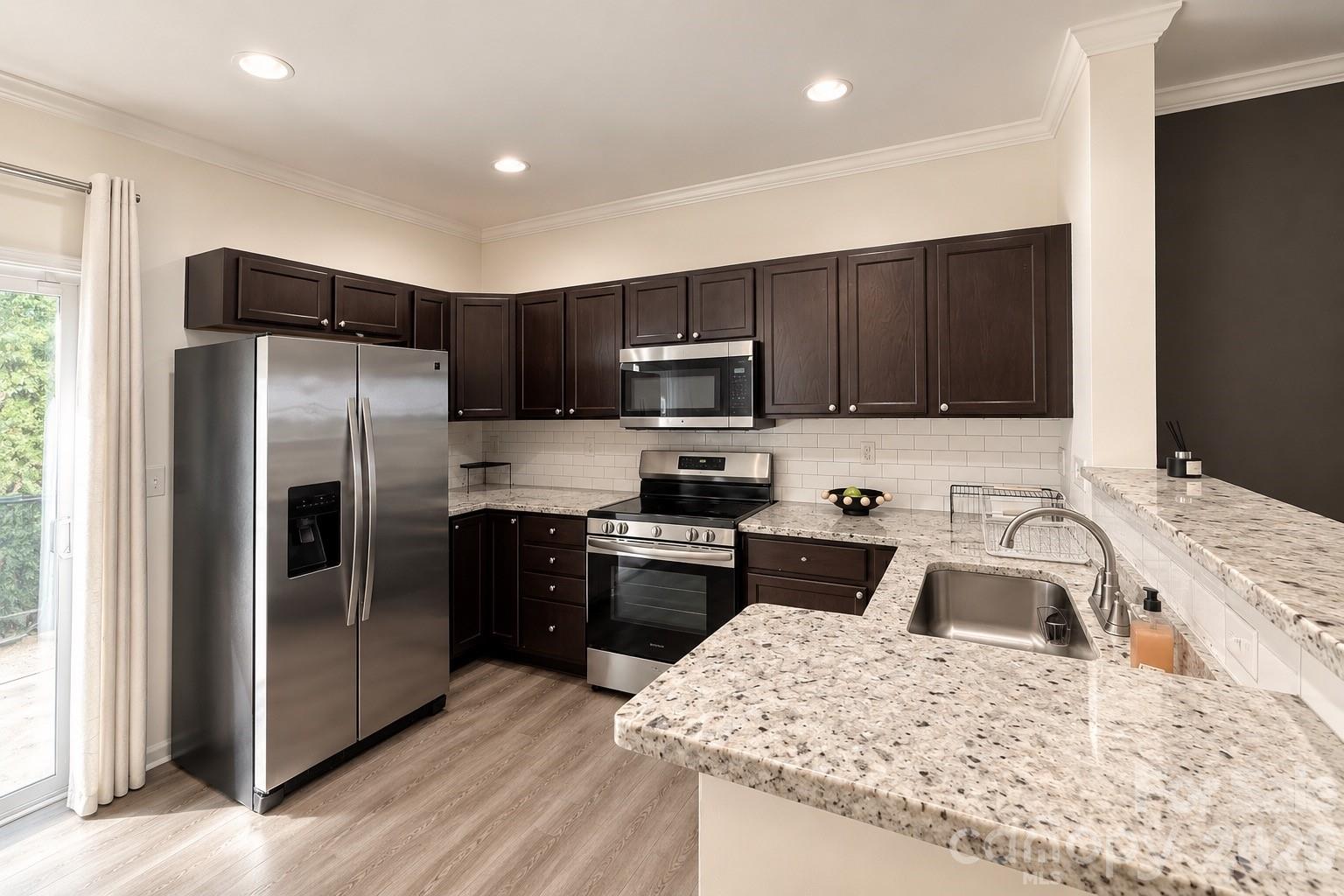 13927 Singleleaf Lane — Charlotte