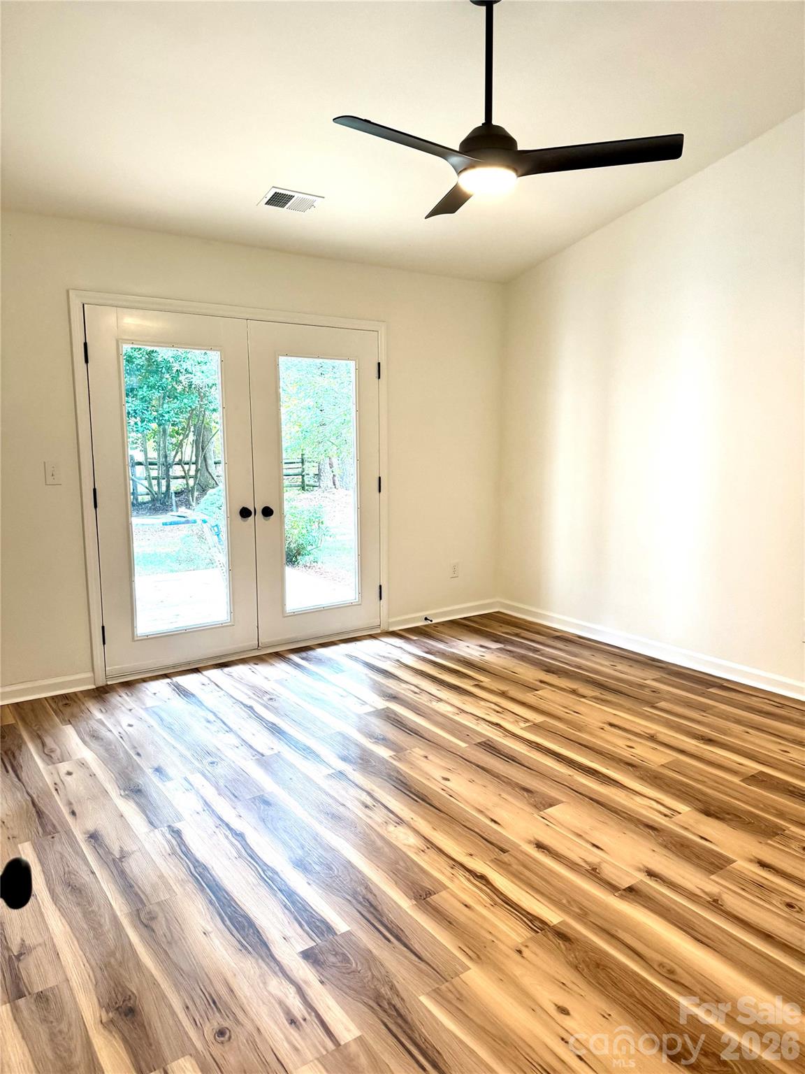 15004 Yarmouth Road — Charlotte