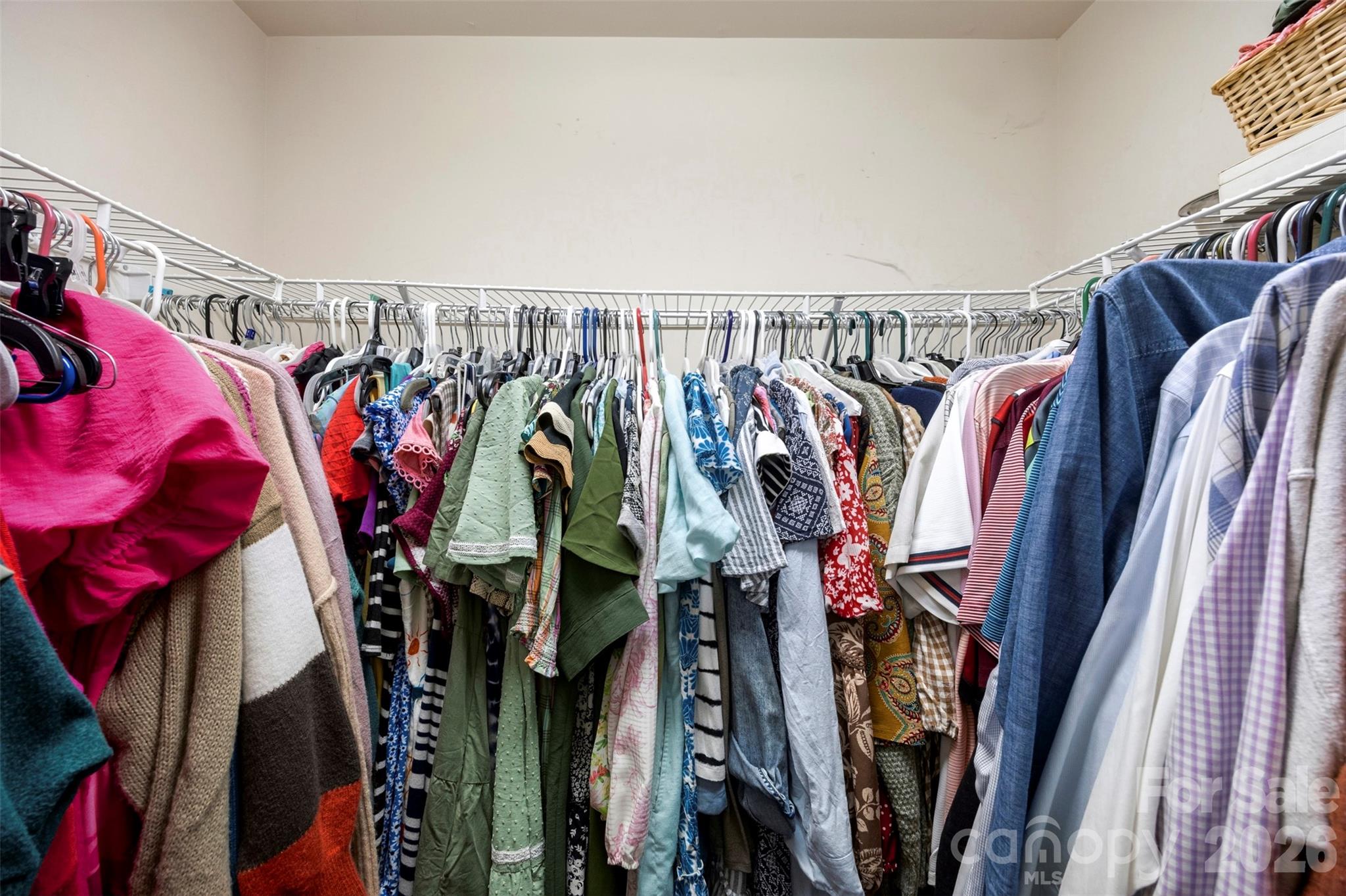927 Claybrook Circle — Gastonia