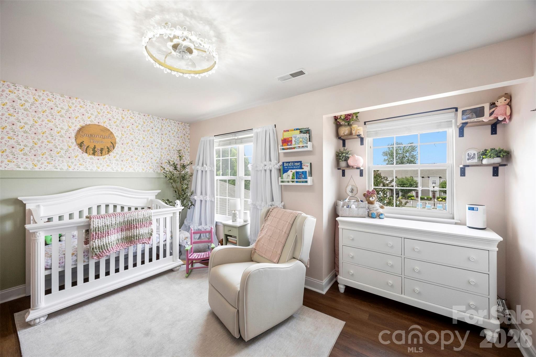 927 Claybrook Circle — Gastonia