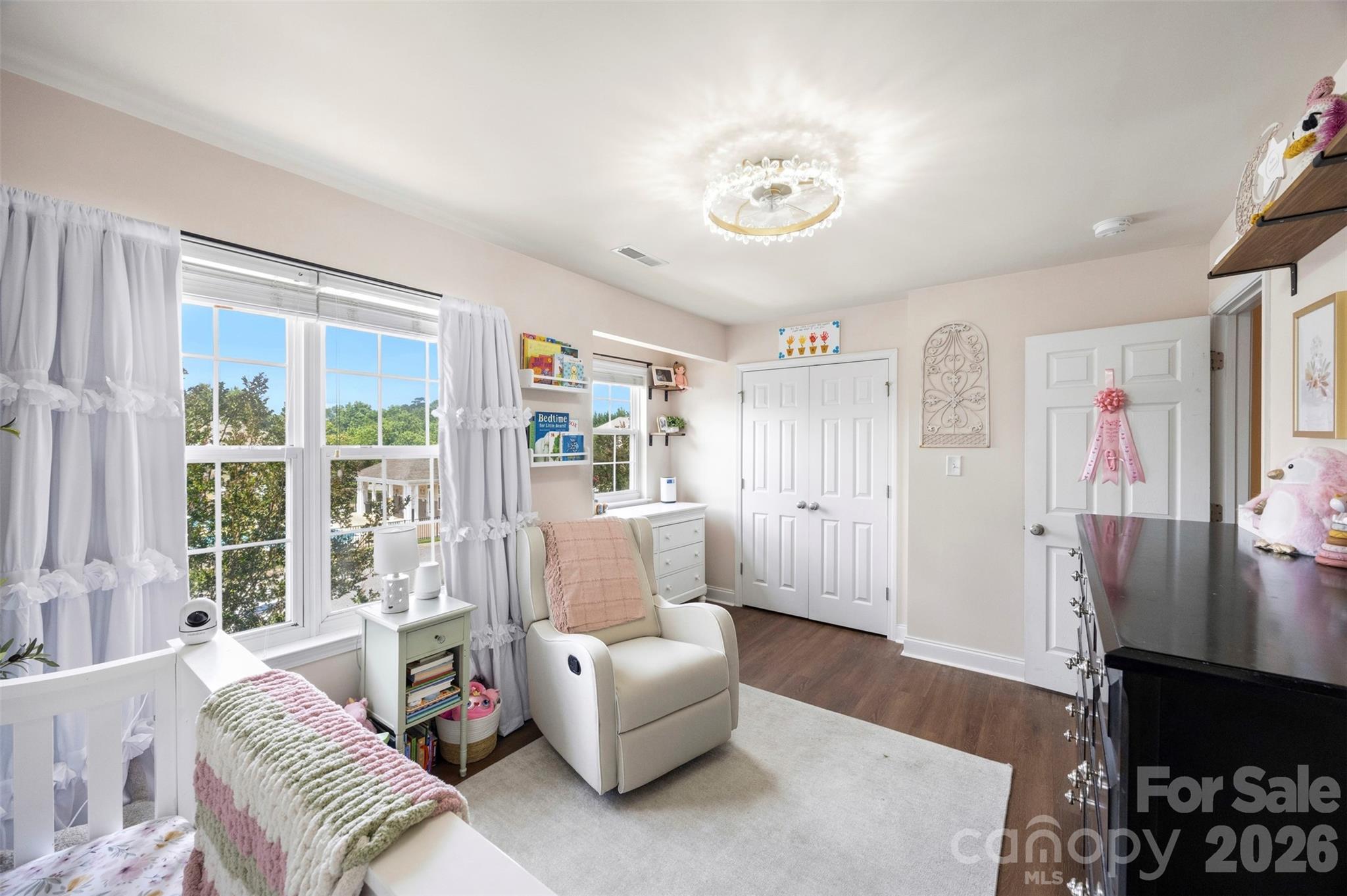 927 Claybrook Circle — Gastonia