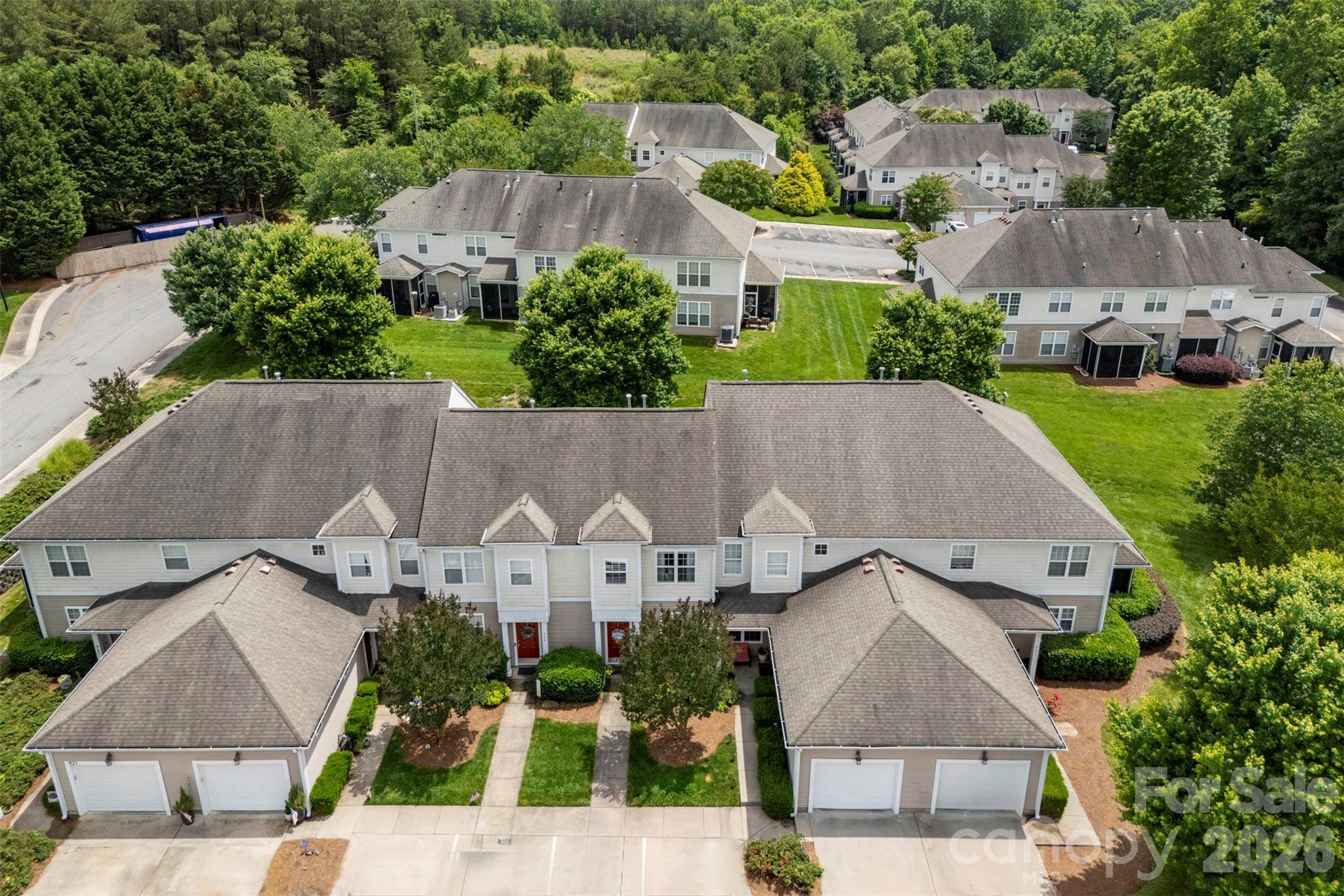 927 Claybrook Circle — Gastonia