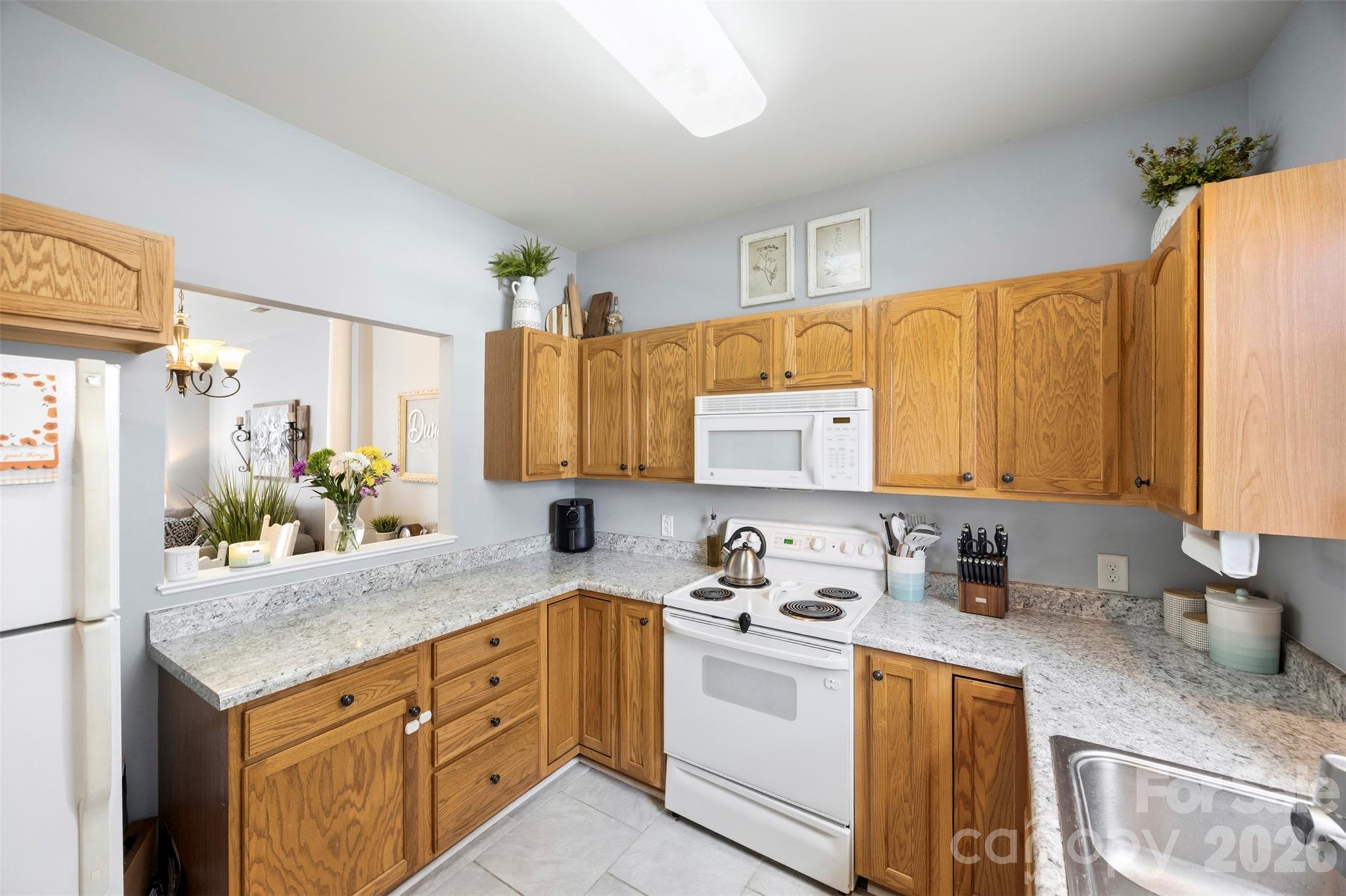 927 Claybrook Circle — Gastonia
