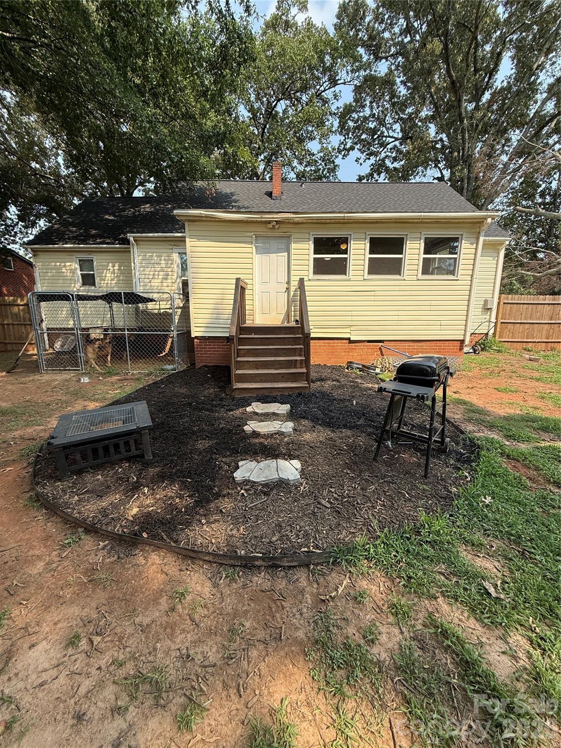 1105 Fallston Road — Shelby