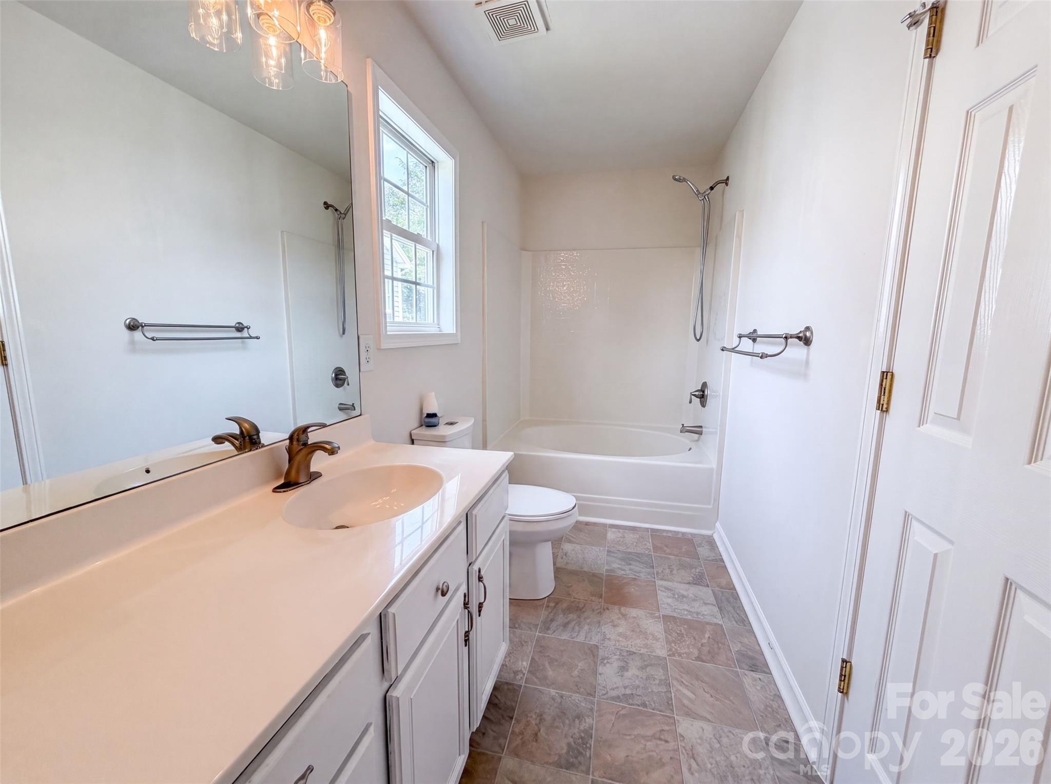 5714 Waverly Lynn Lane — Charlotte
