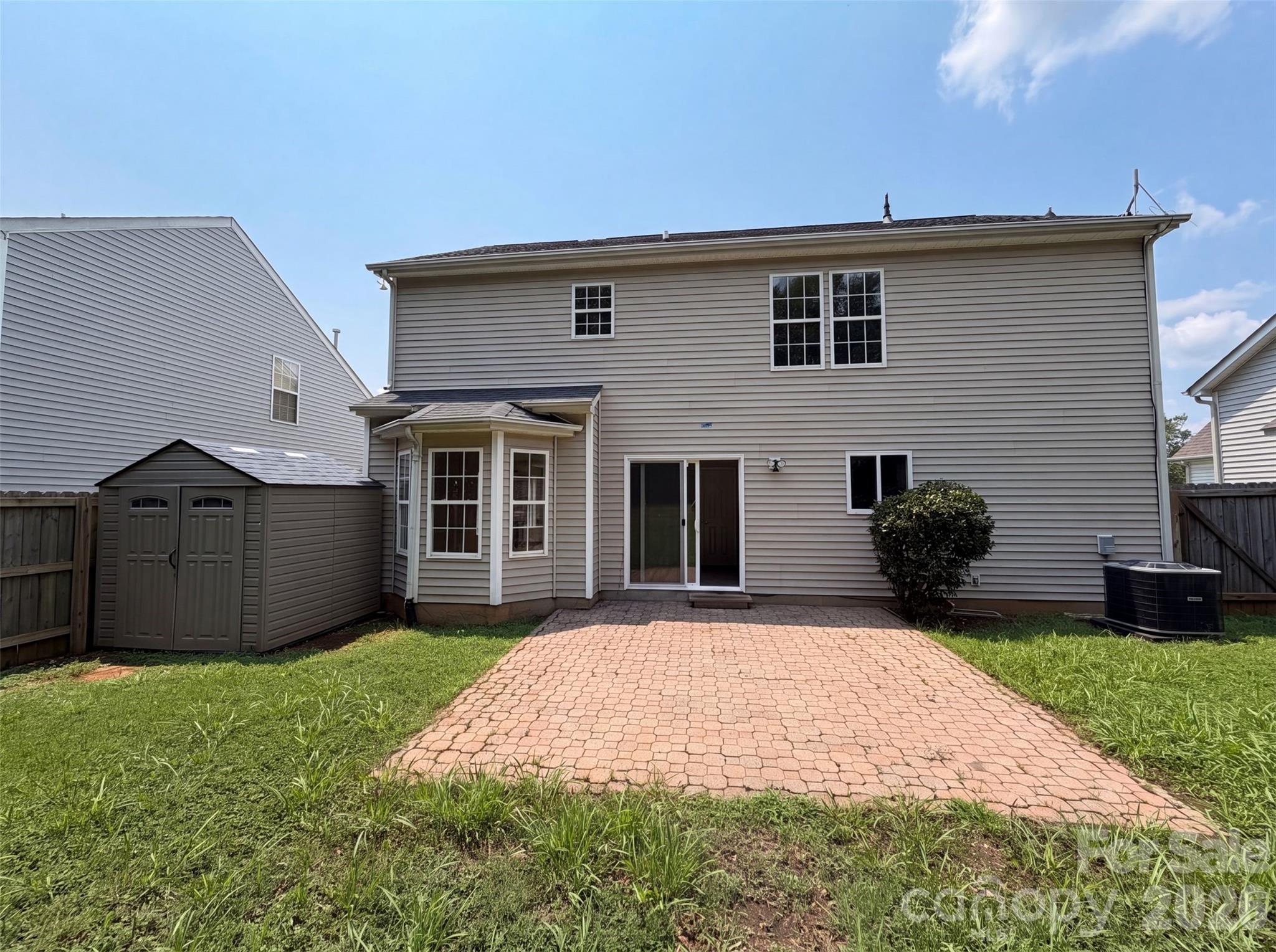 5714 Waverly Lynn Lane — Charlotte
