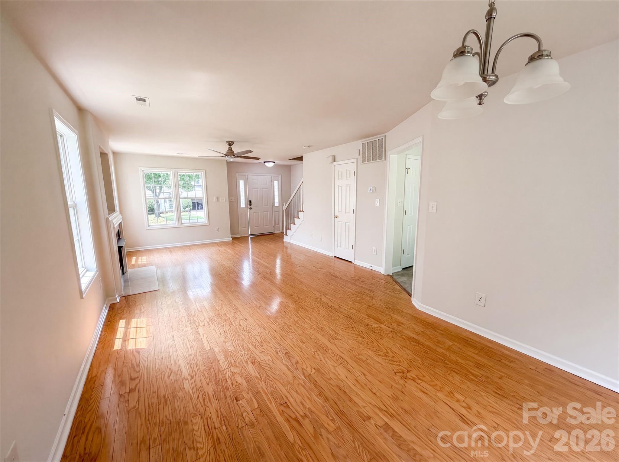 5714 Waverly Lynn Lane — Charlotte