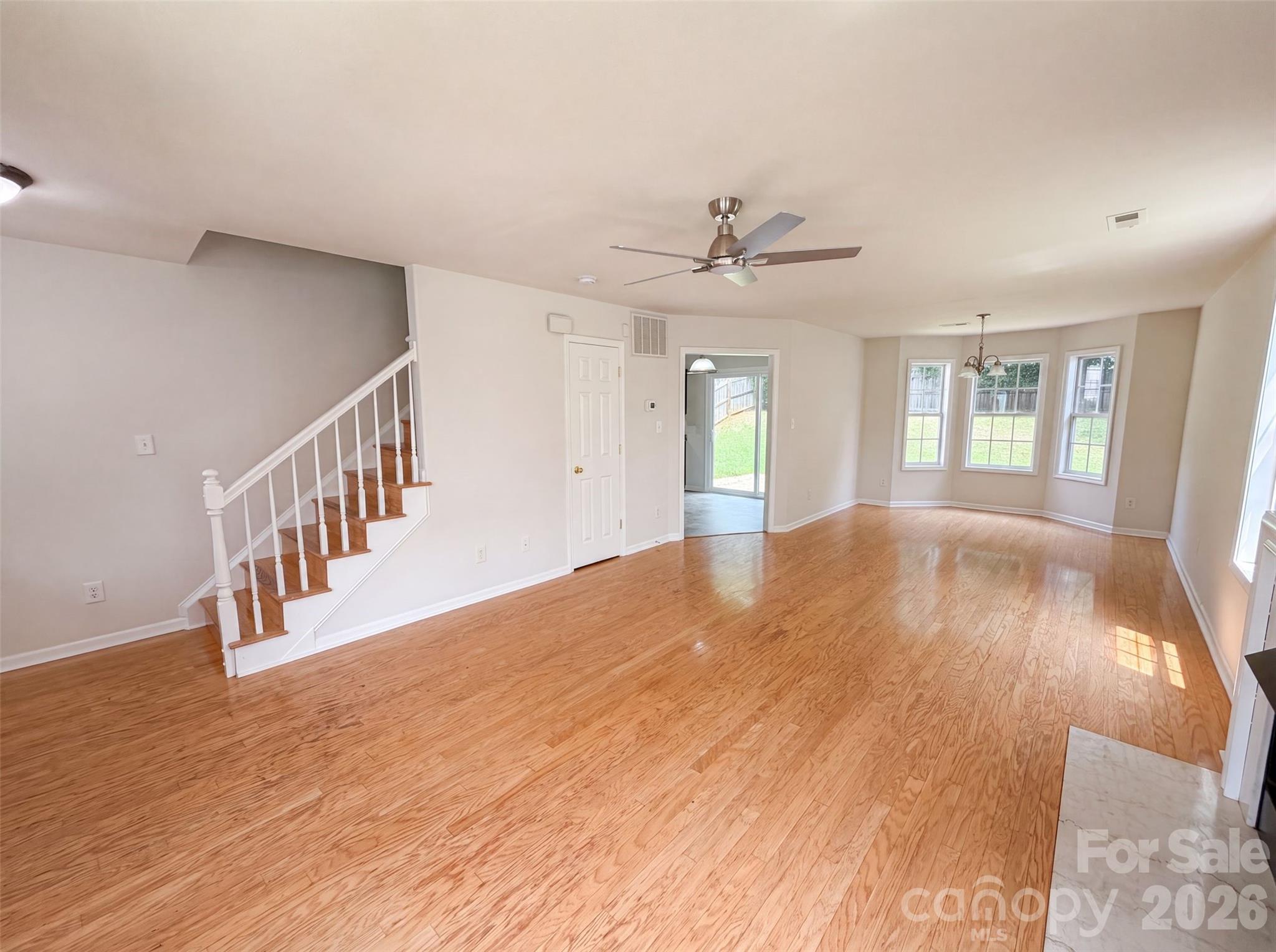 5714 Waverly Lynn Lane — Charlotte