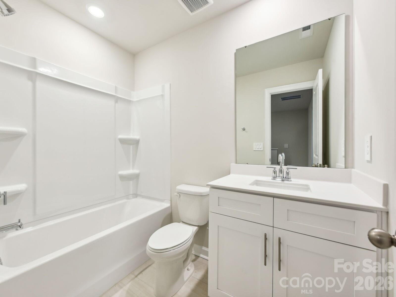 9016 Foggy Brook Loop — Charlotte