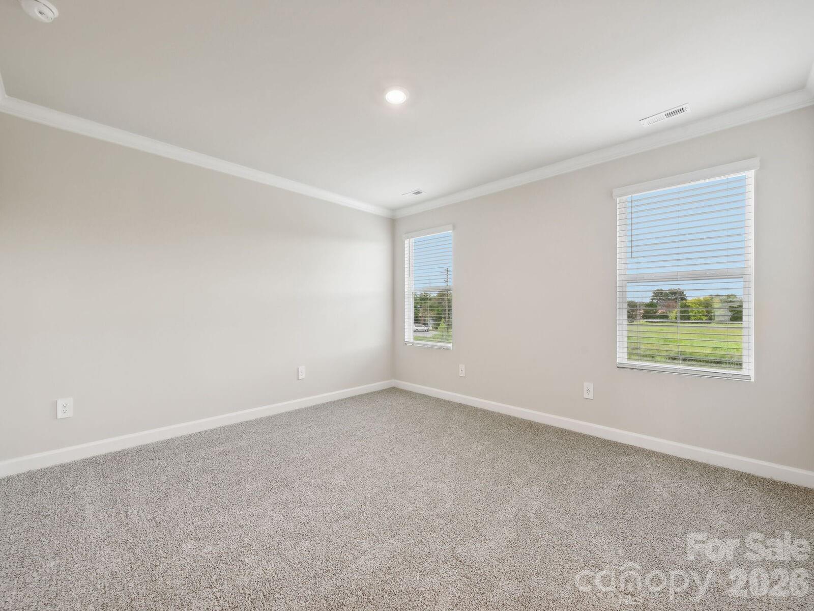 9016 Foggy Brook Loop — Charlotte