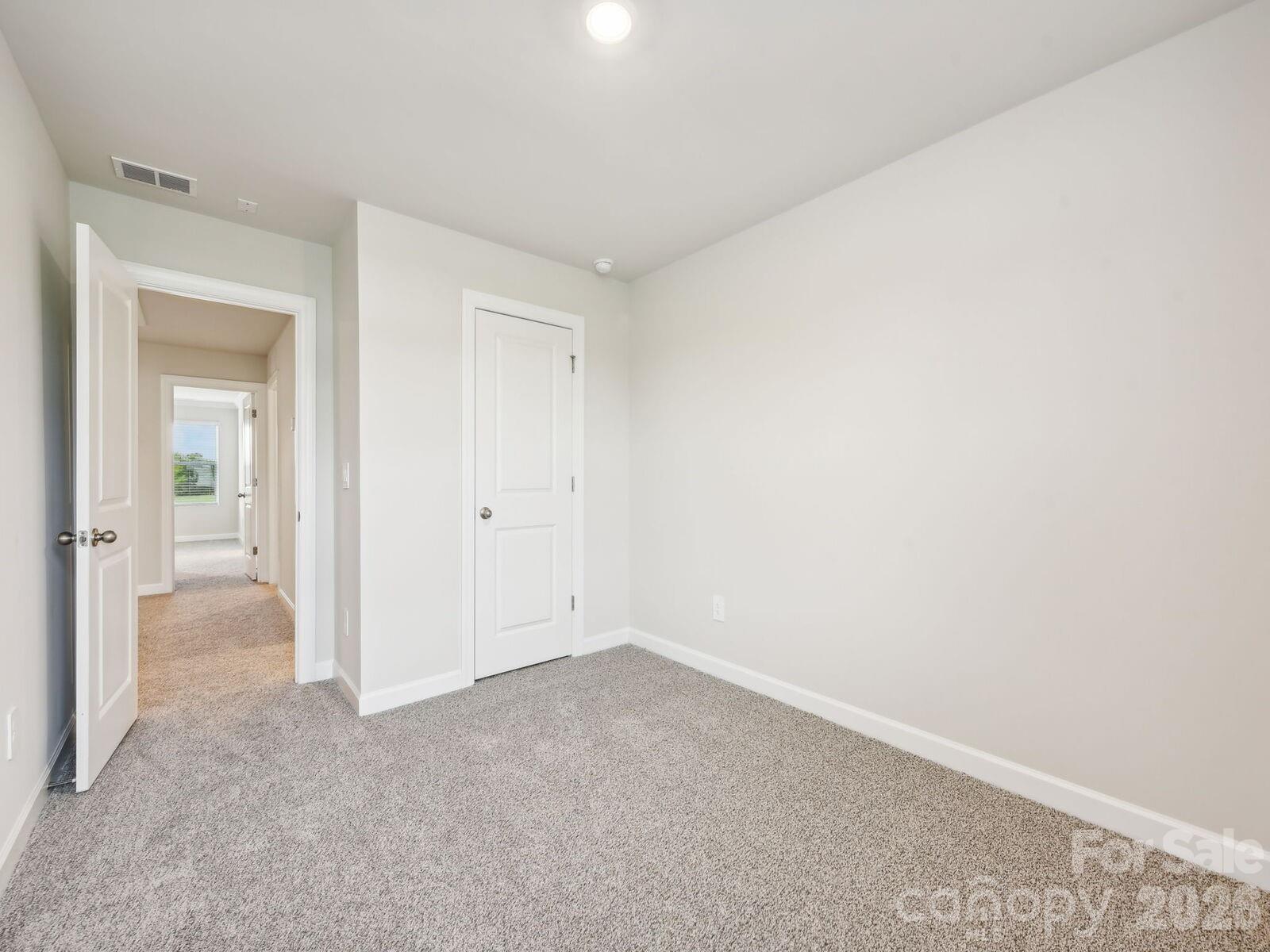 9016 Foggy Brook Loop — Charlotte