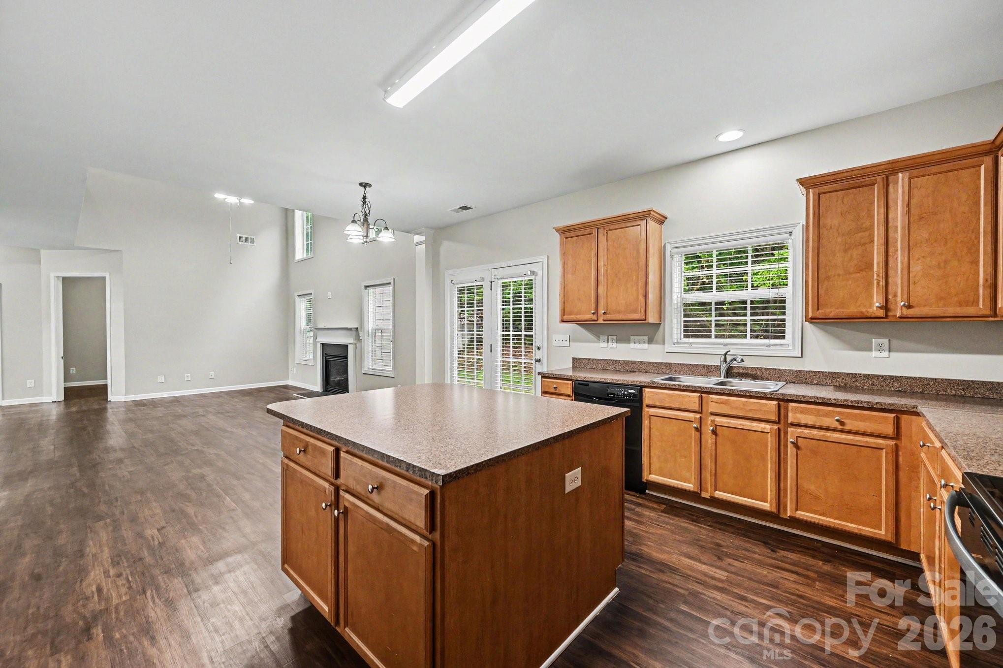 9839 Jeanette Circle — Charlotte