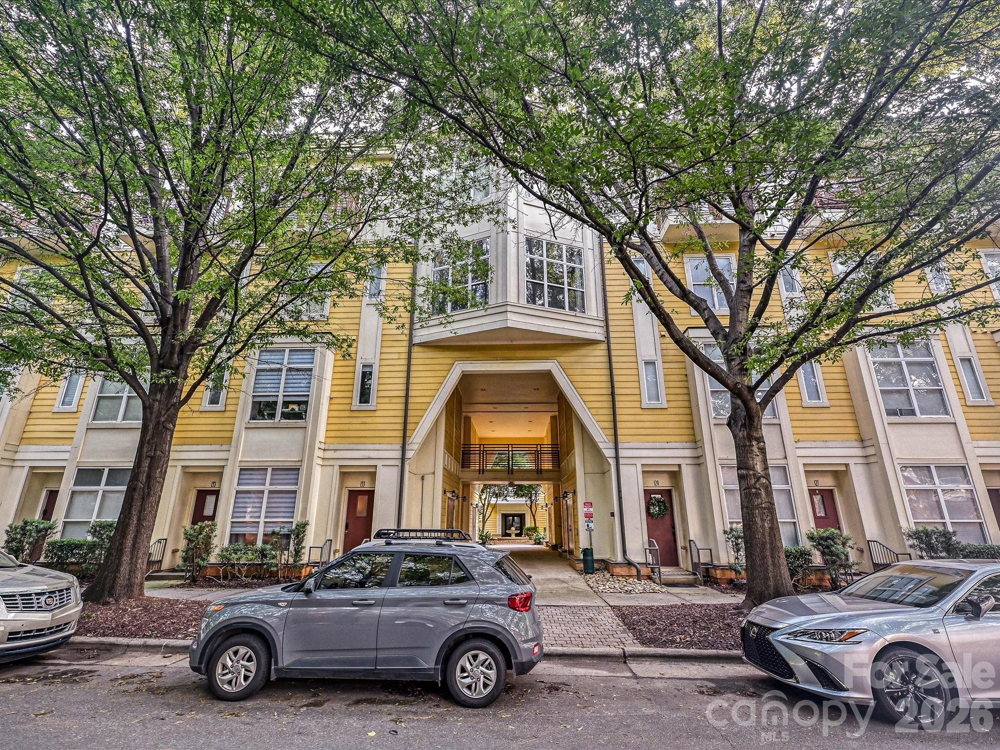 2125 Southend Drive #243 — Charlotte