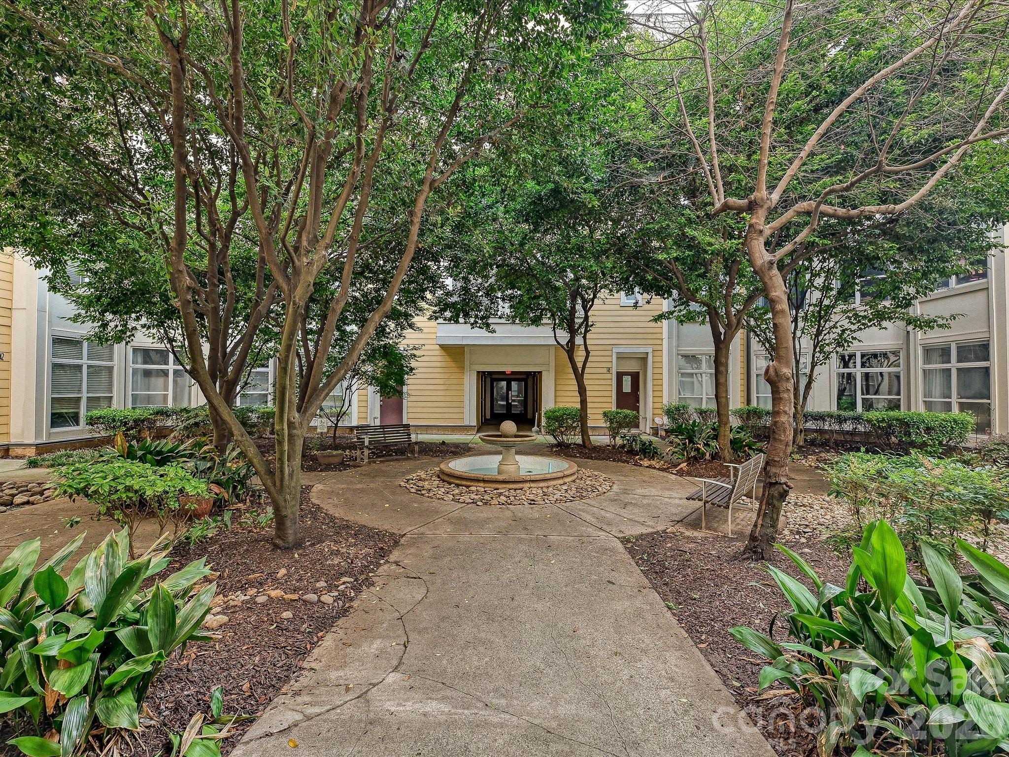 2125 Southend Drive #243 — Charlotte