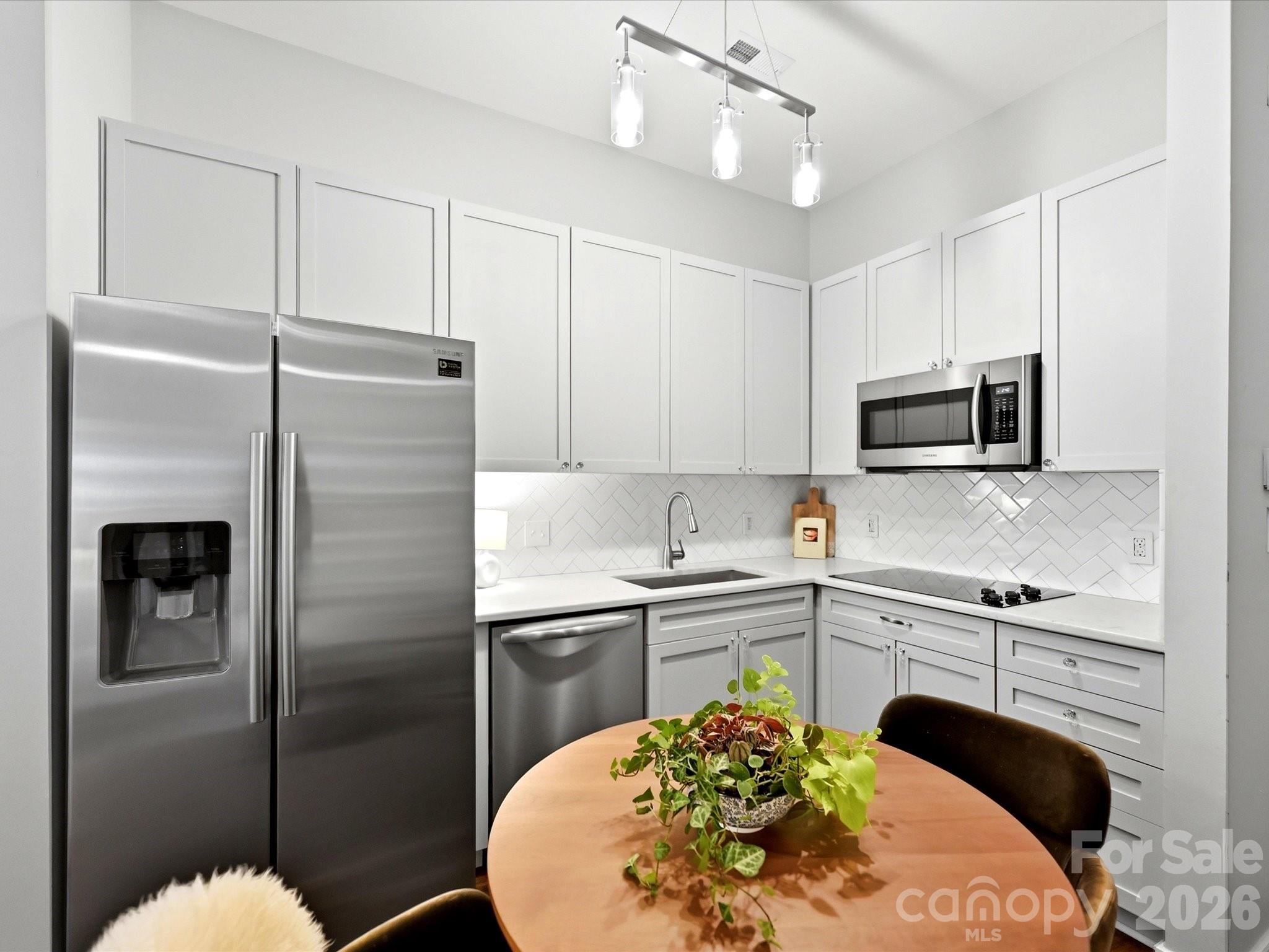 2125 Southend Drive #243 — Charlotte