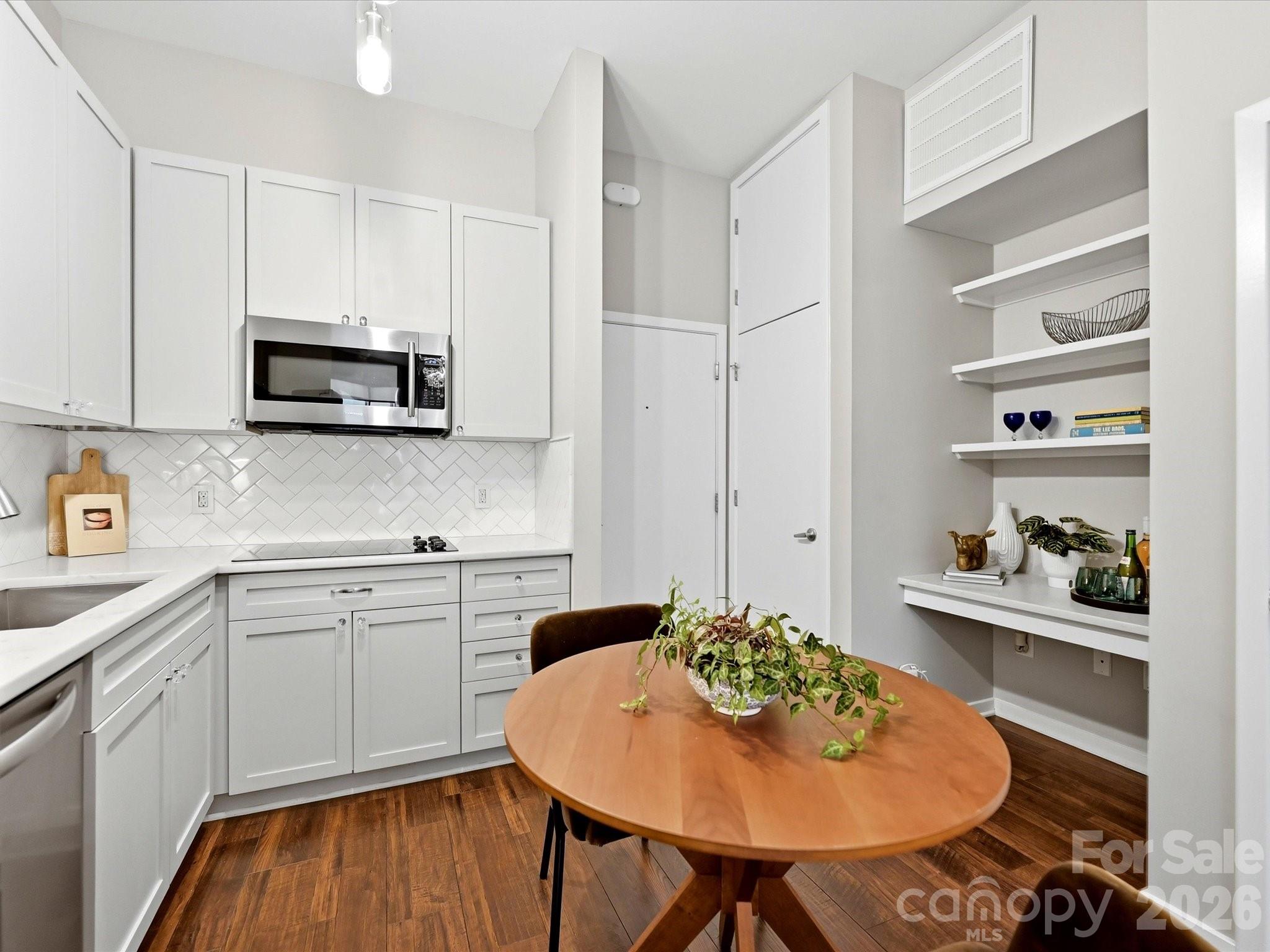 2125 Southend Drive #243 — Charlotte
