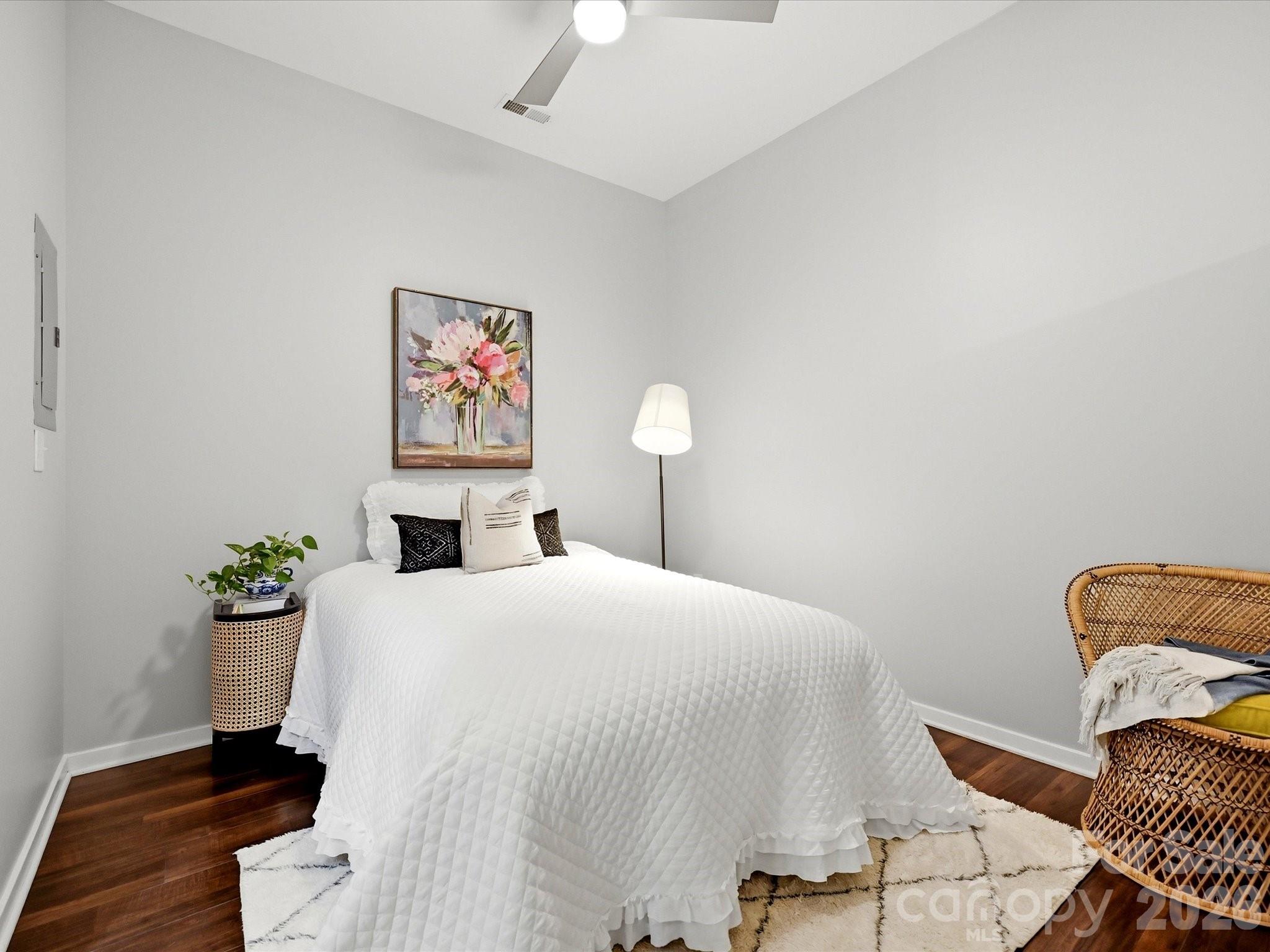 2125 Southend Drive #243 — Charlotte