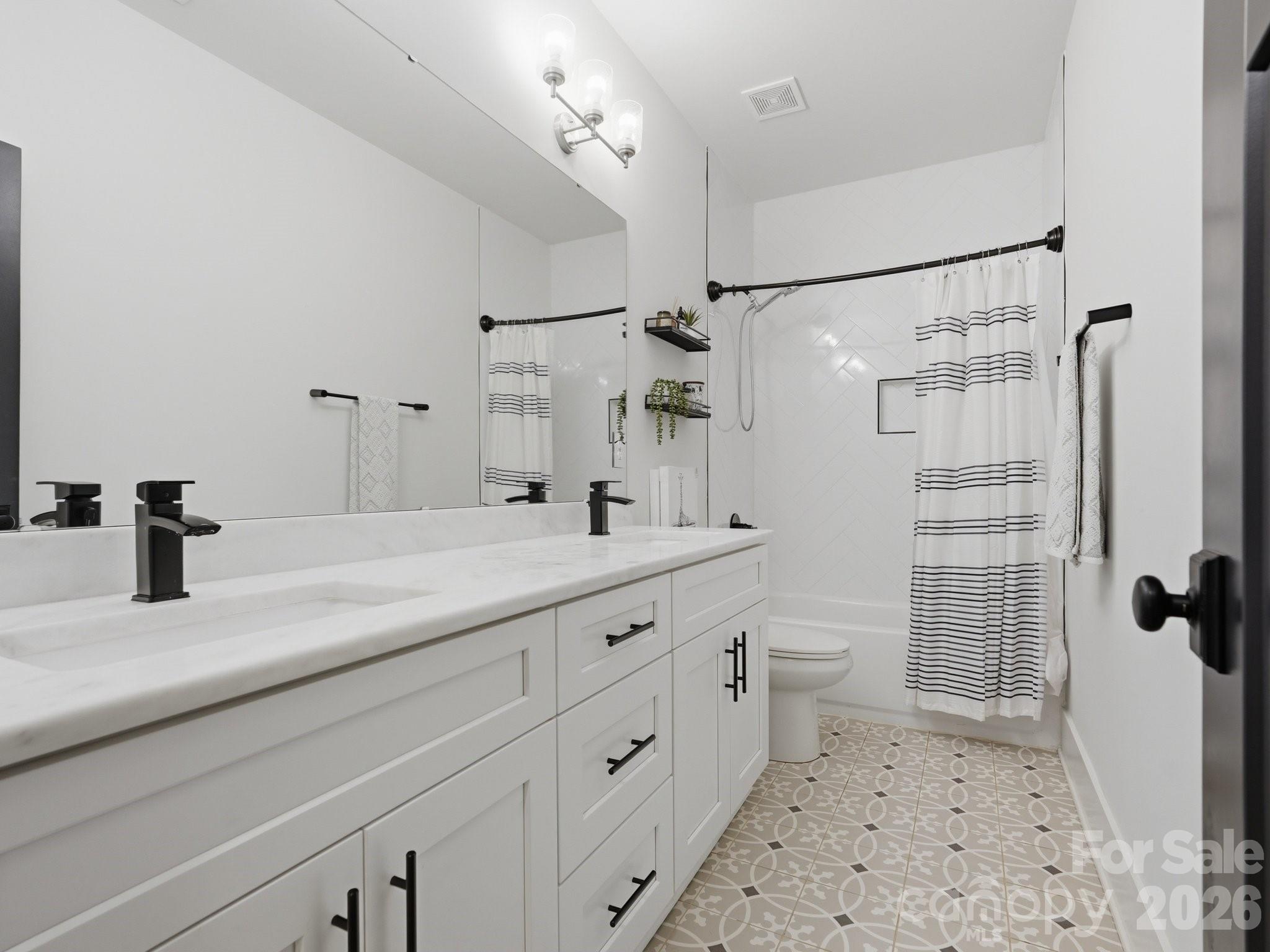 5309 Tarrywood Lane — Charlotte