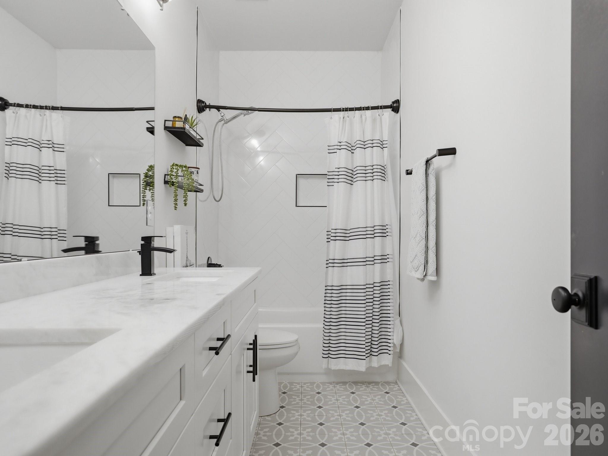 5309 Tarrywood Lane — Charlotte