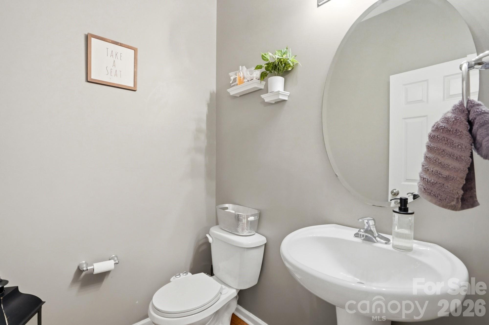 12119 Canal Drive — Huntersville