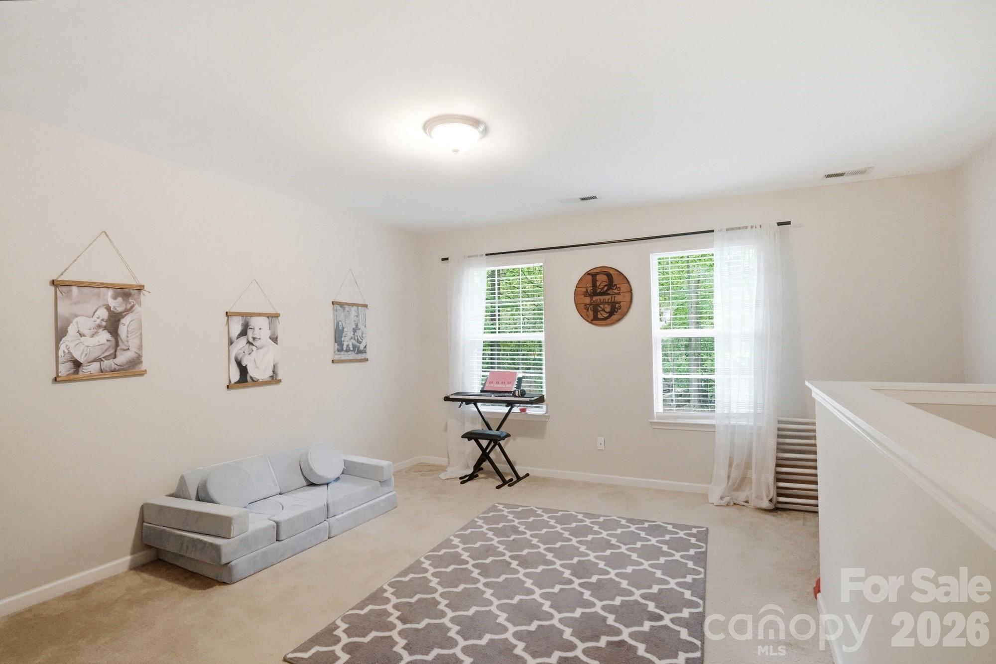 12119 Canal Drive — Huntersville