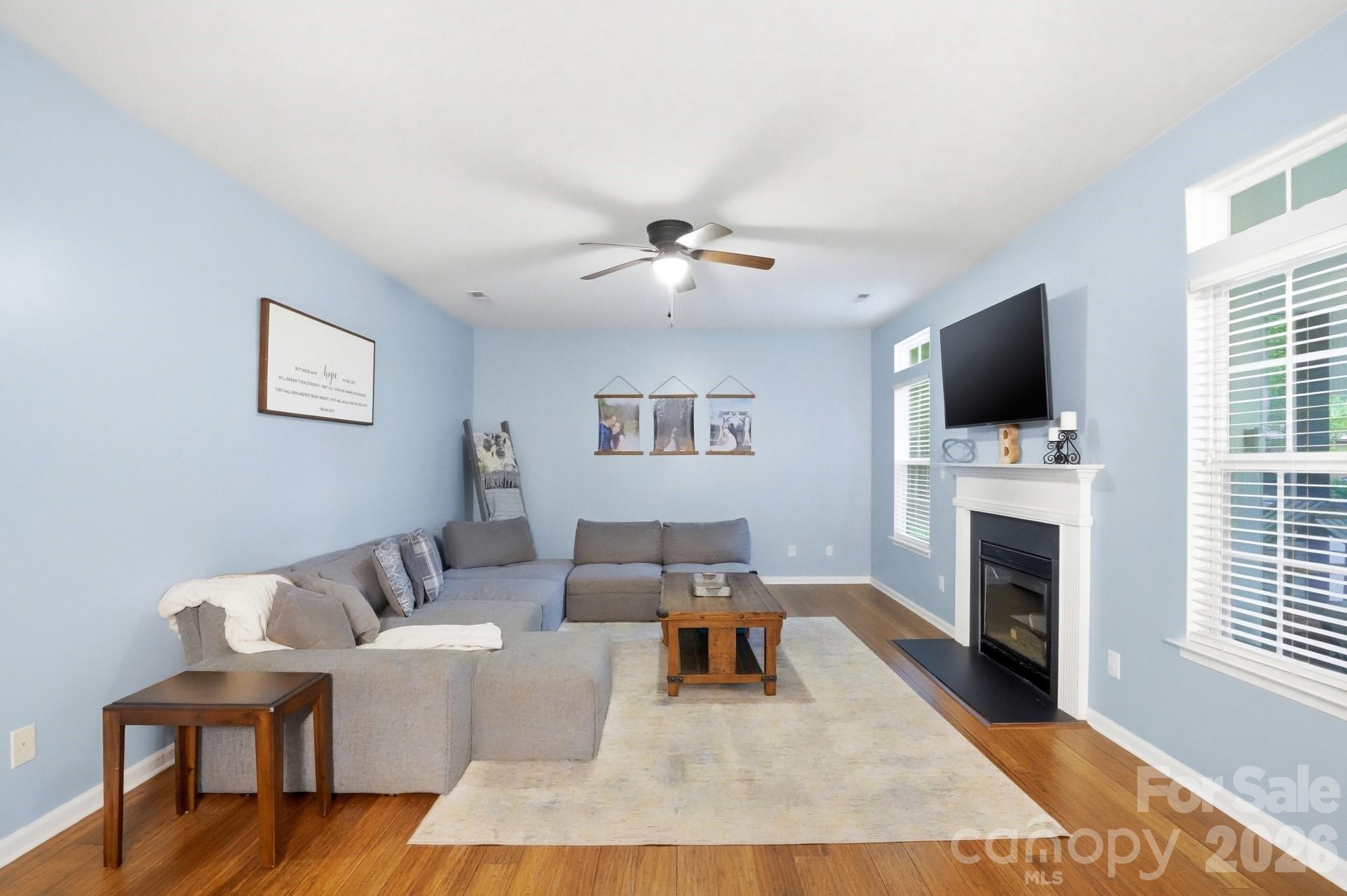 12119 Canal Drive — Huntersville