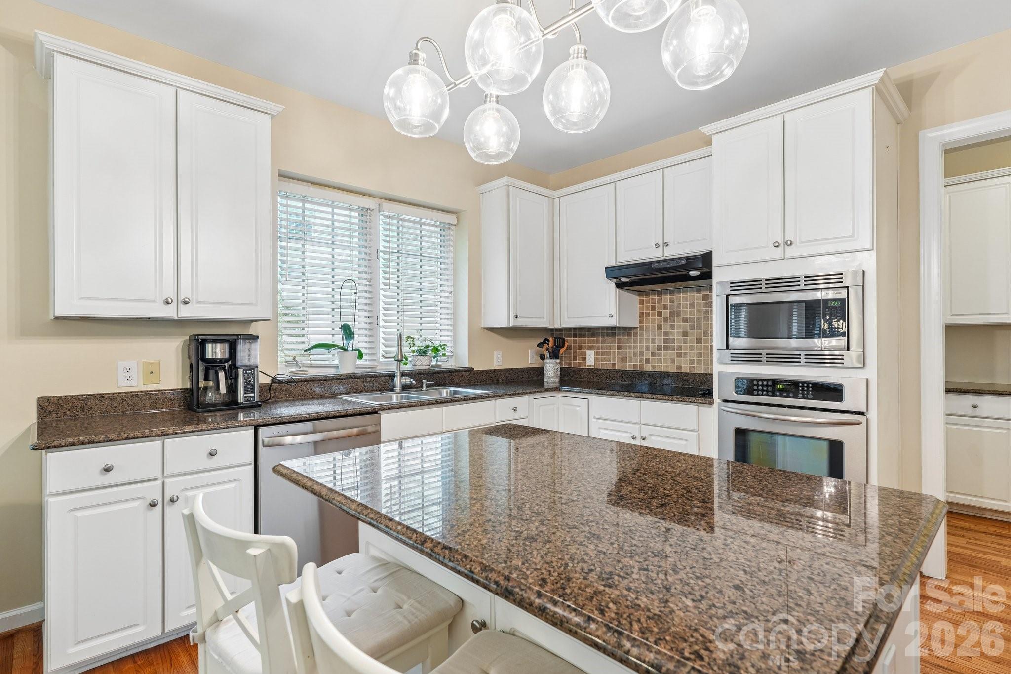 7613 Tarland Lane — Charlotte