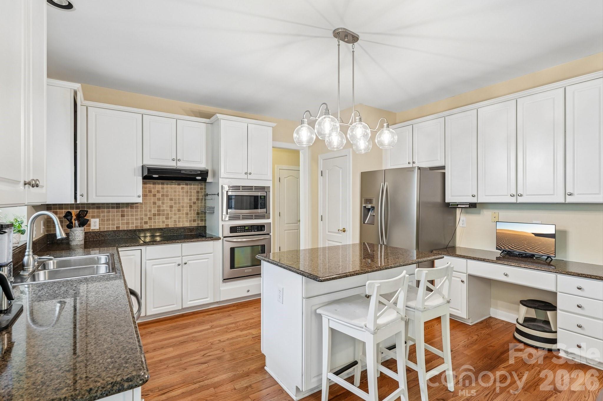 7613 Tarland Lane — Charlotte