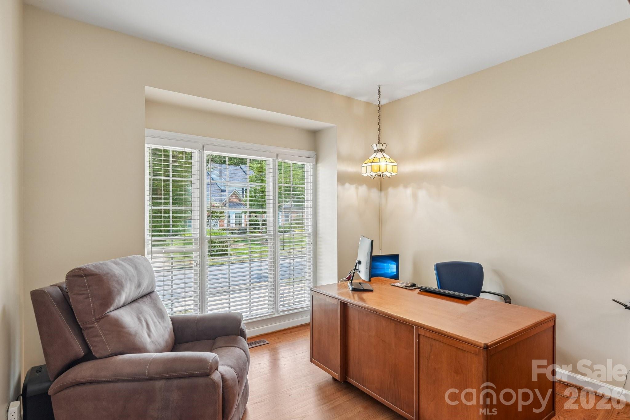 7613 Tarland Lane — Charlotte