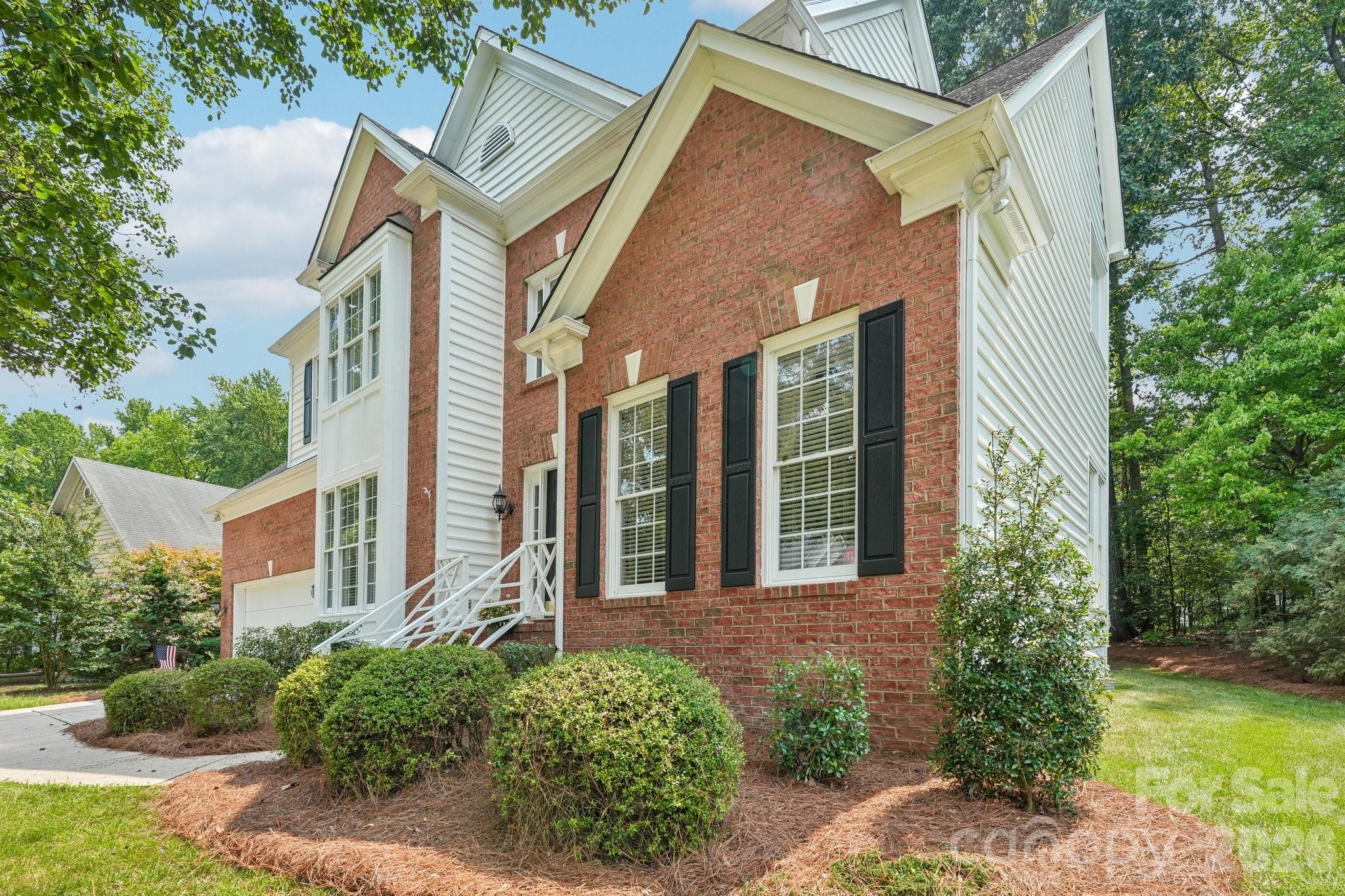 7613 Tarland Lane — Charlotte