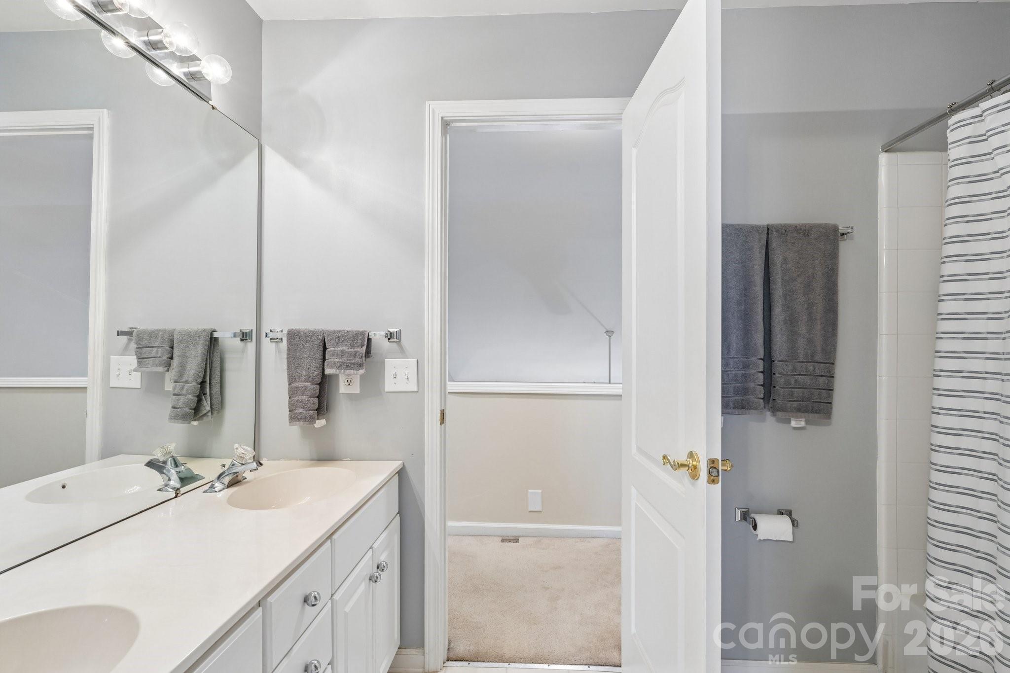 7613 Tarland Lane — Charlotte
