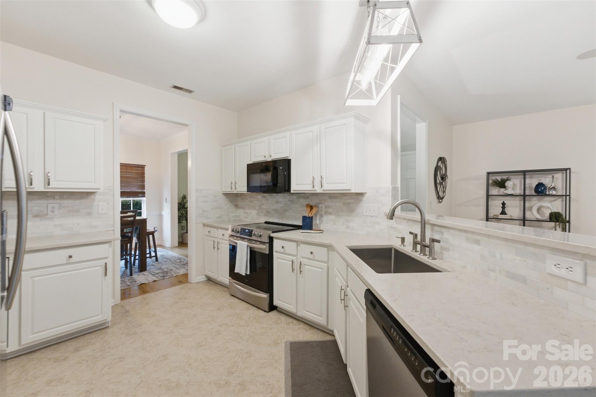 11911 Royal Castle Court — Charlotte