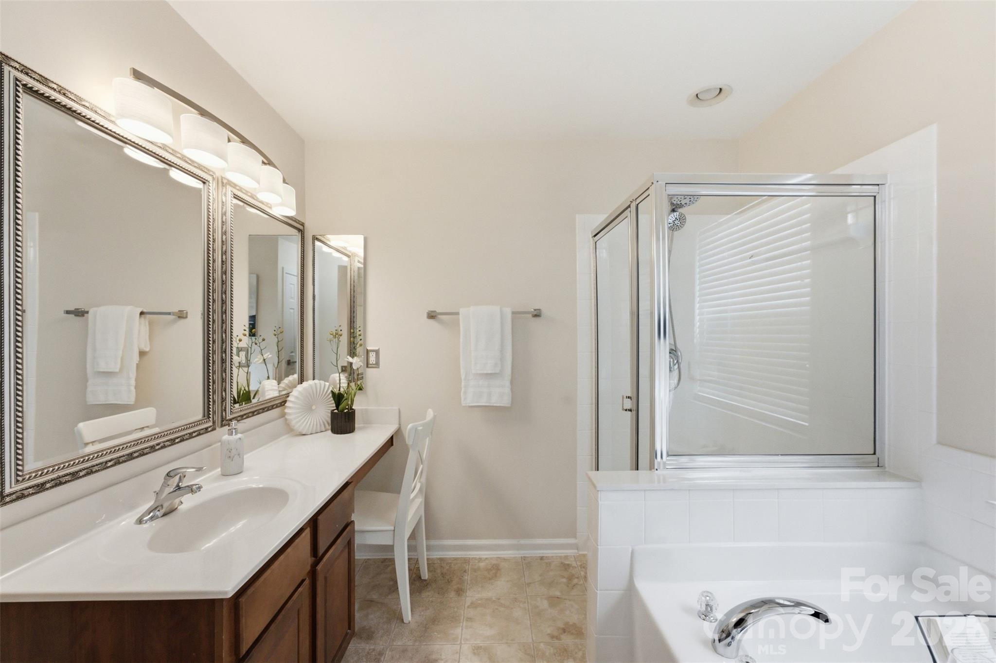 11911 Royal Castle Court — Charlotte