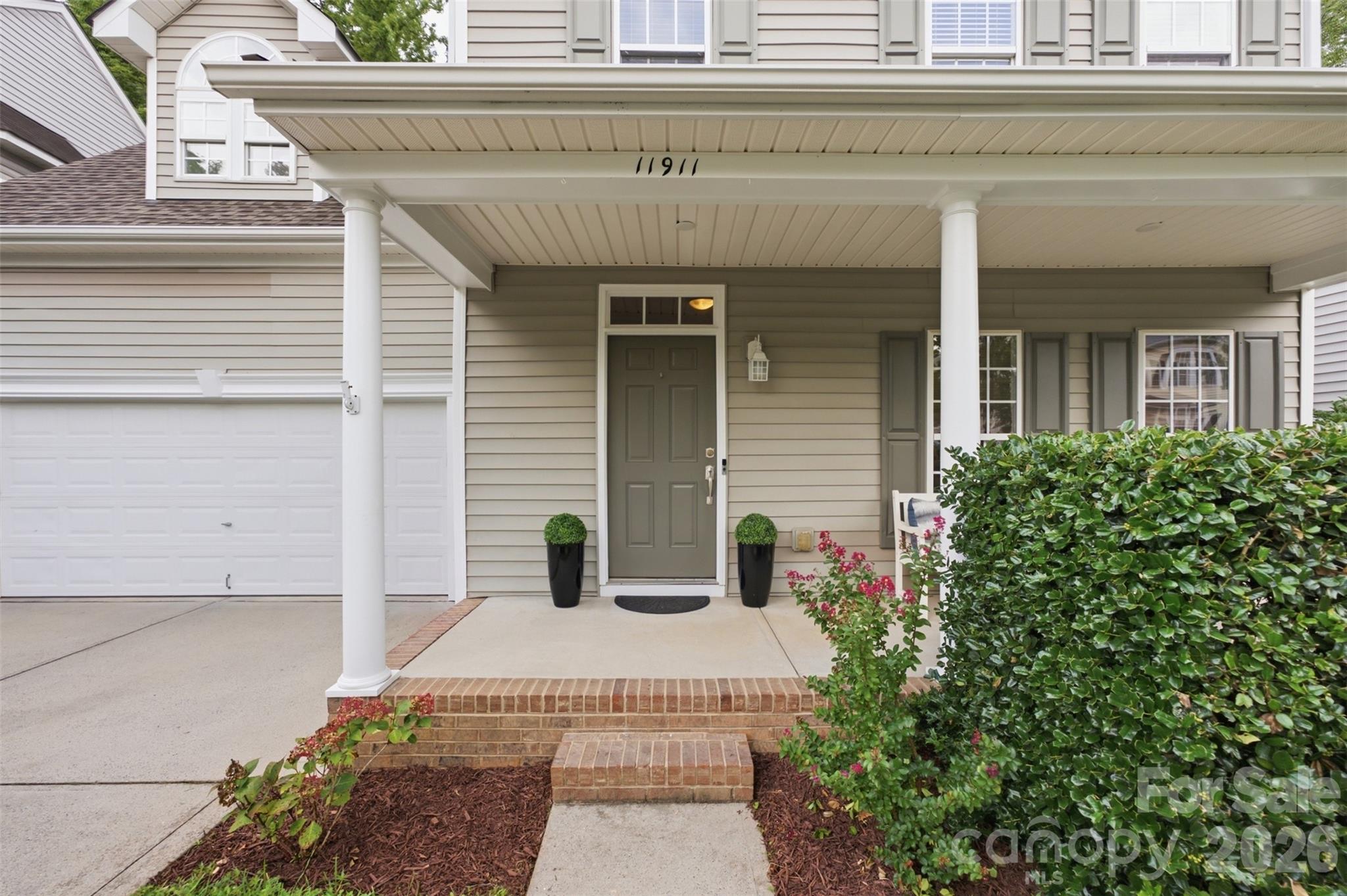 11911 Royal Castle Court — Charlotte